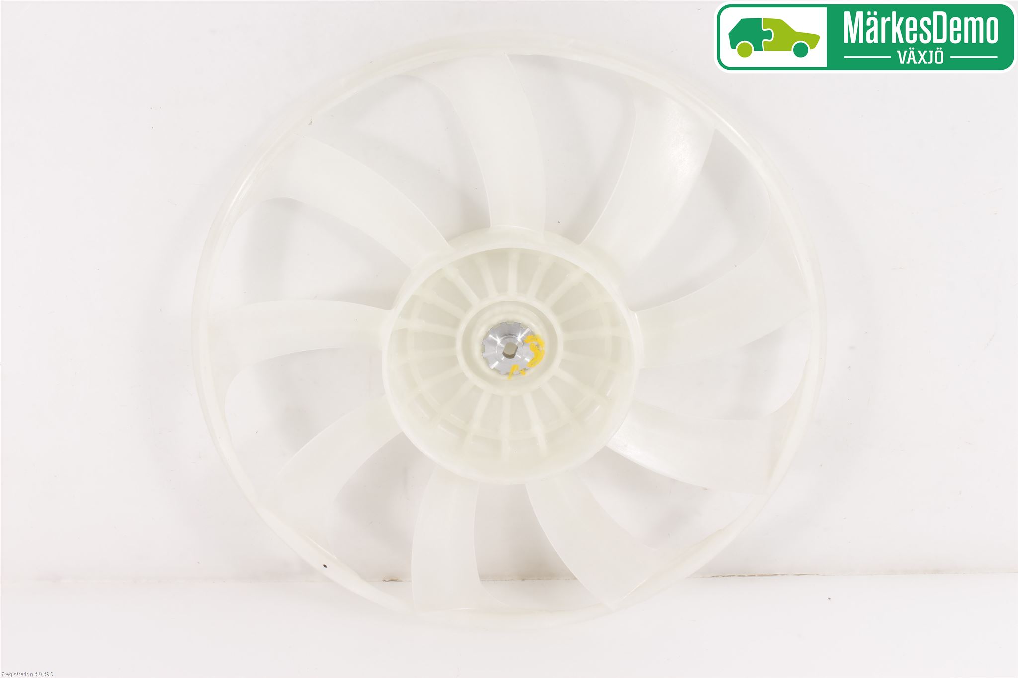 Toyota AURIS 13-19 Kylfläkt-Vinge