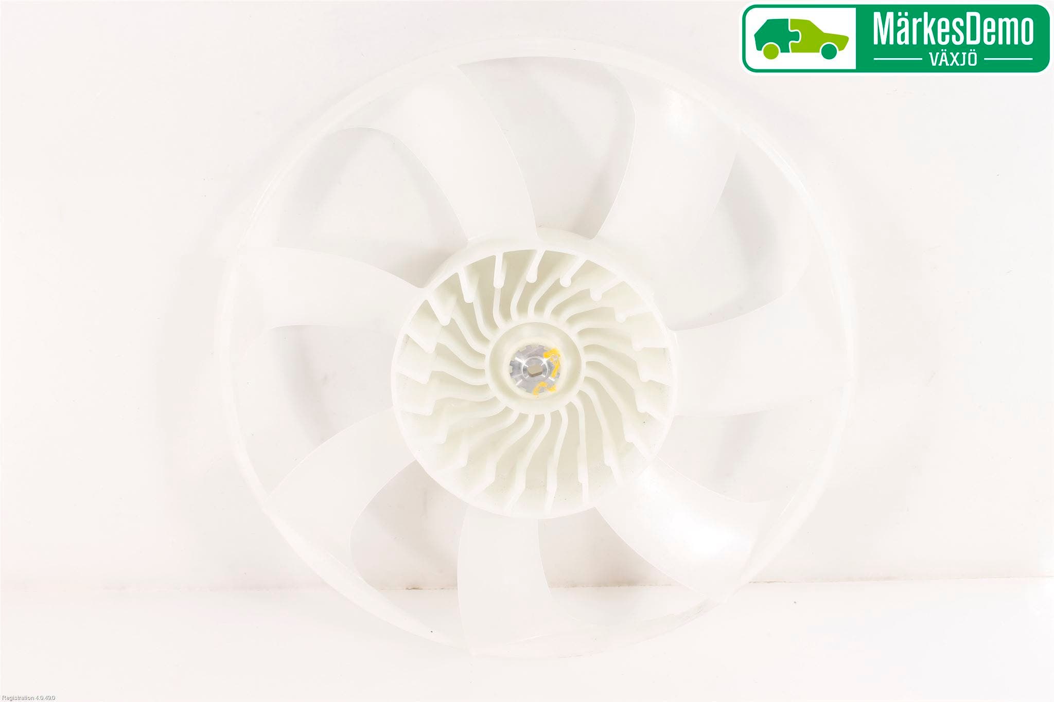 Toyota RAV4 13-18 Kylfläkt-Vinge