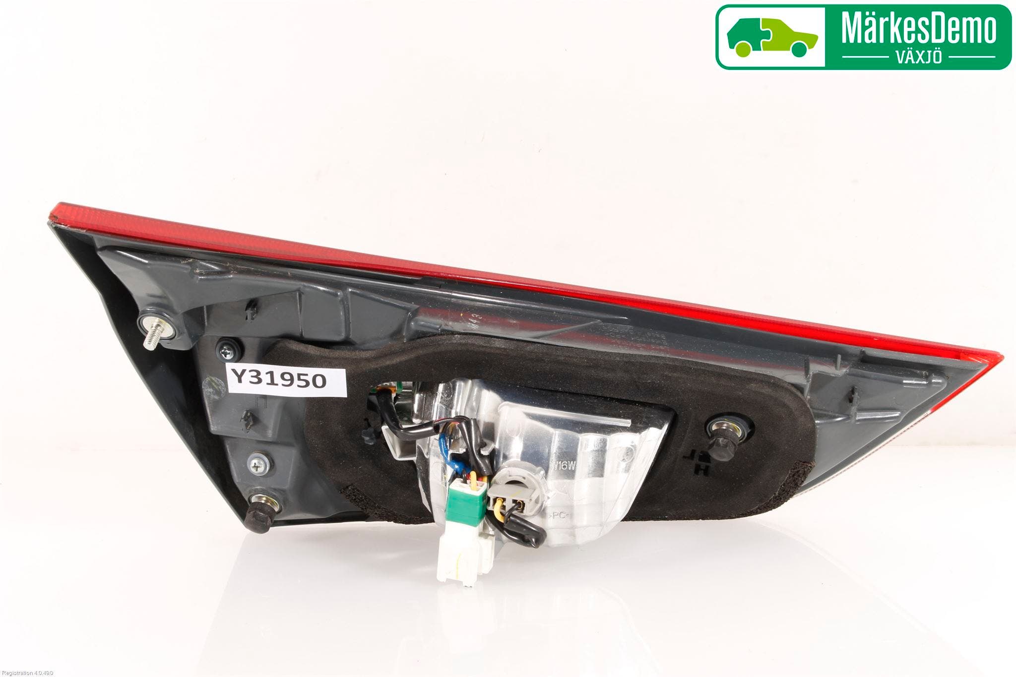 Toyota AURIS 13-19 Bakljus Lucka Hö