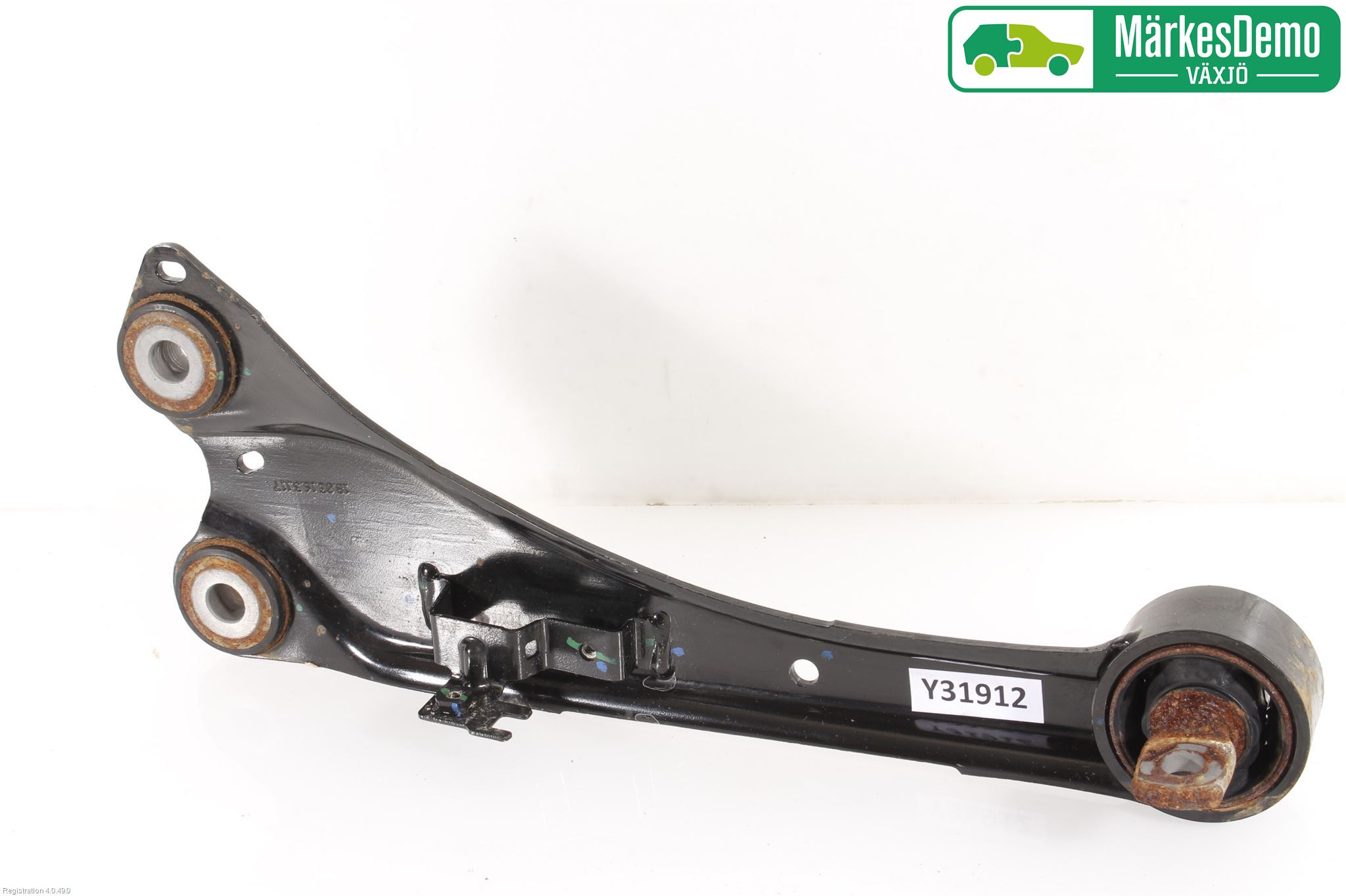 Toyota AVENSIS 16-18 Bärarm Bak Vänster
