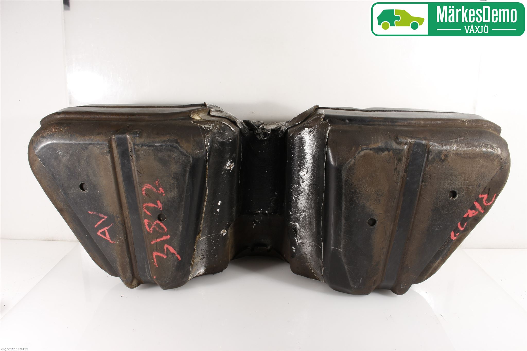 Ford MUSTANG VI 15-22 Bränsletank