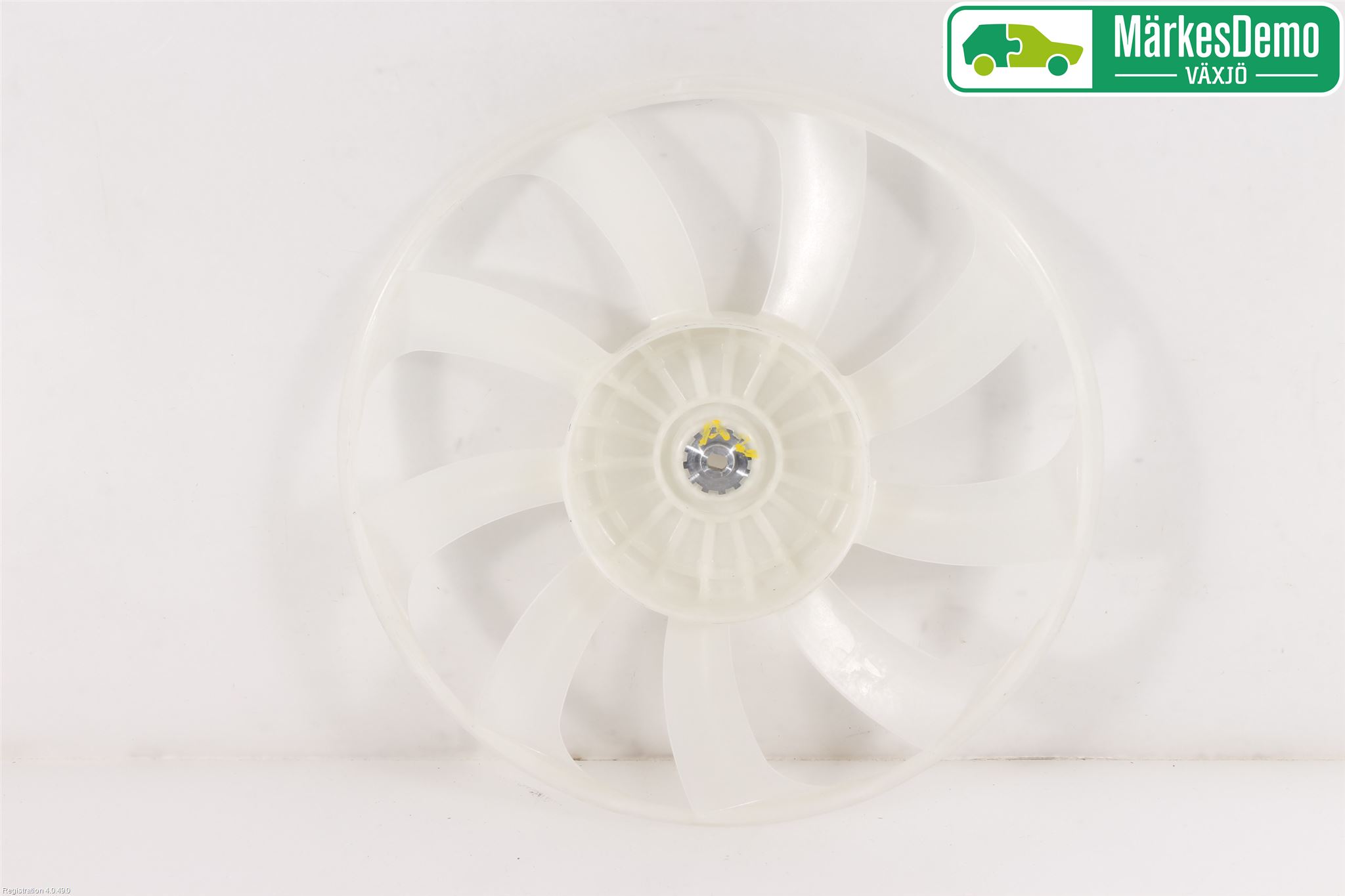 Toyota AURIS 13-19 Kylfläkt-Vinge