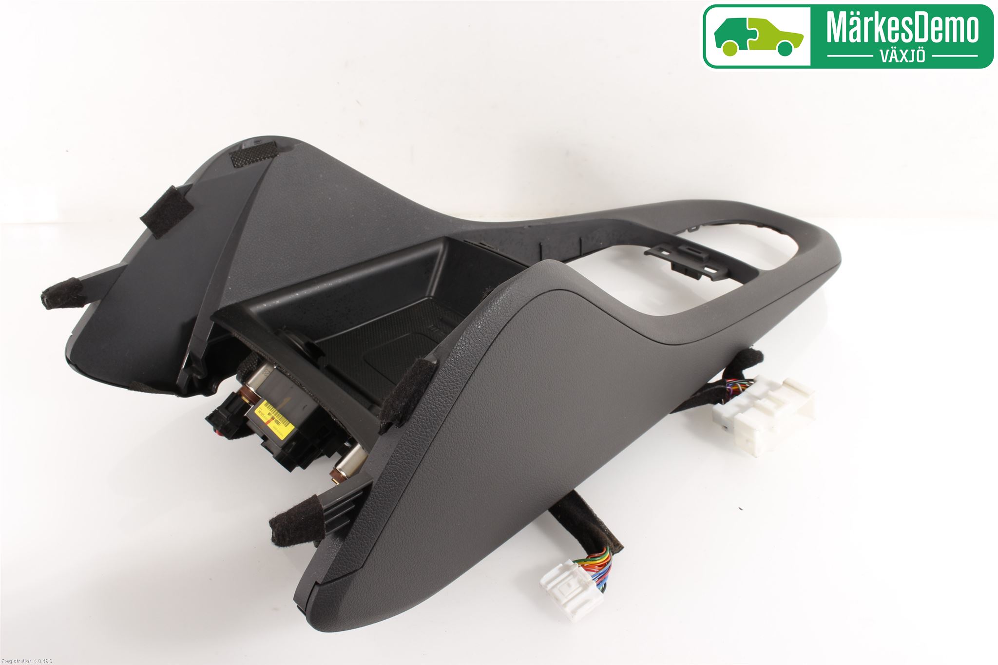 Hyundai IONIQ AE 17-22 Instrumentkonsoll Golv