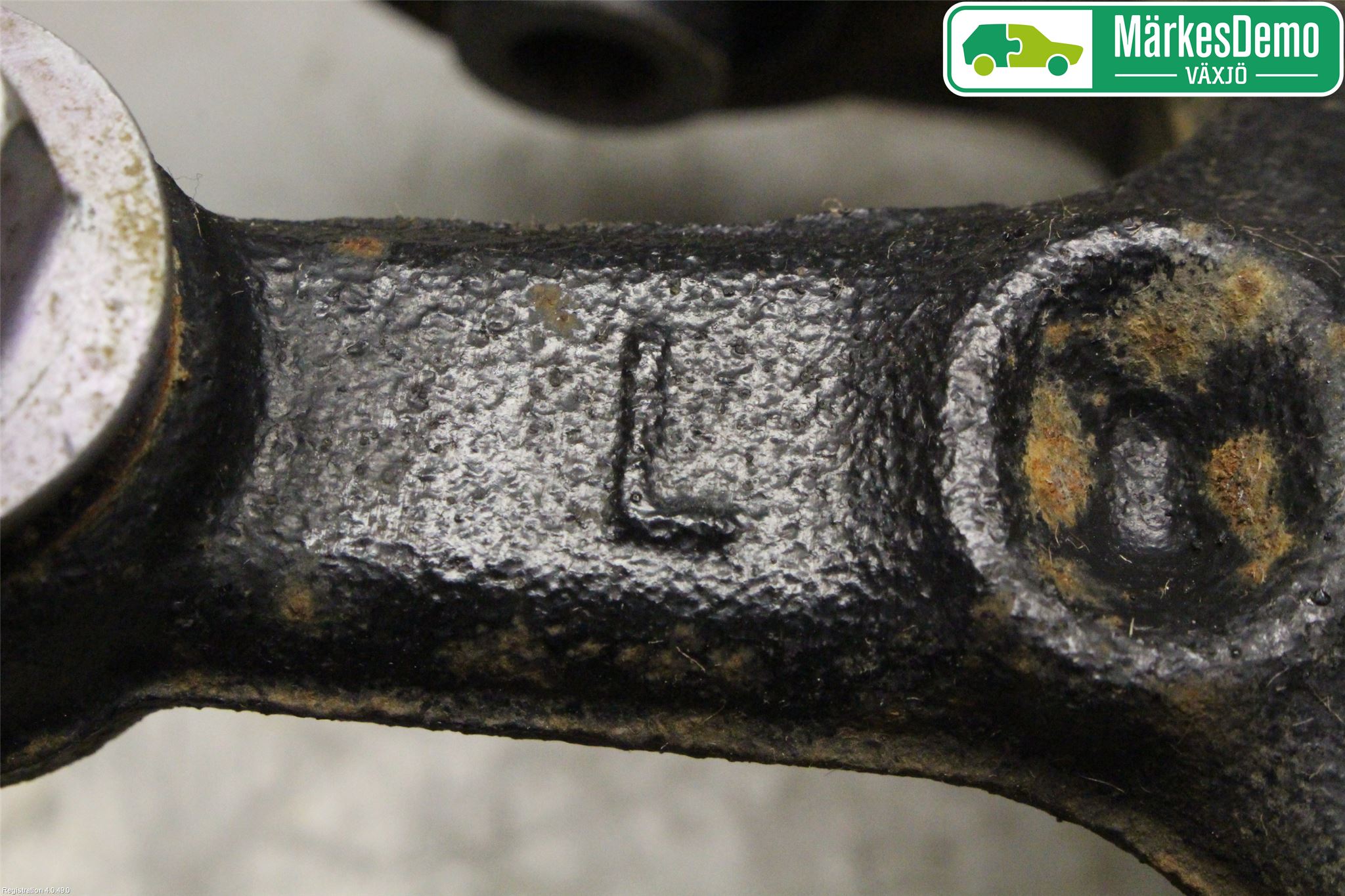 Toyota C-HR 16-23 Hjullagerhus-Spindel Vä B