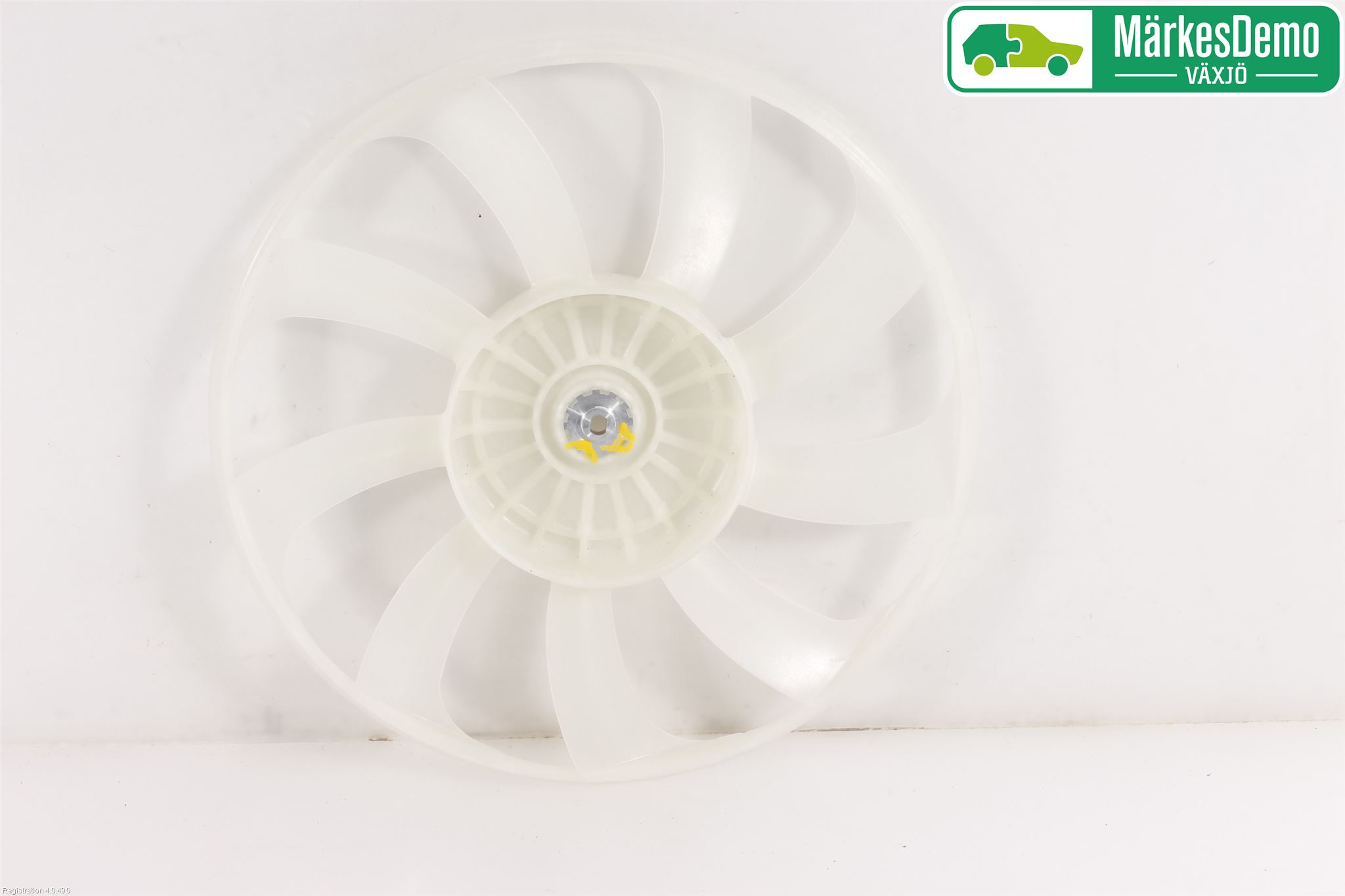 Toyota AURIS 13-19 Kylfläkt-Vinge