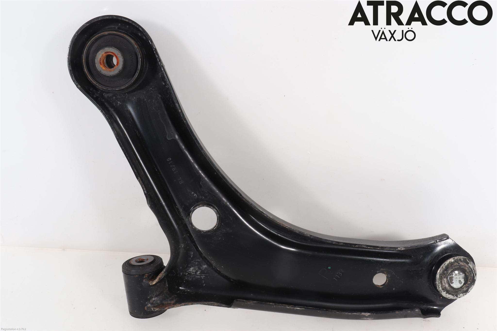 Suzuki VITARA 15- Bärarm Fram Undre Hö