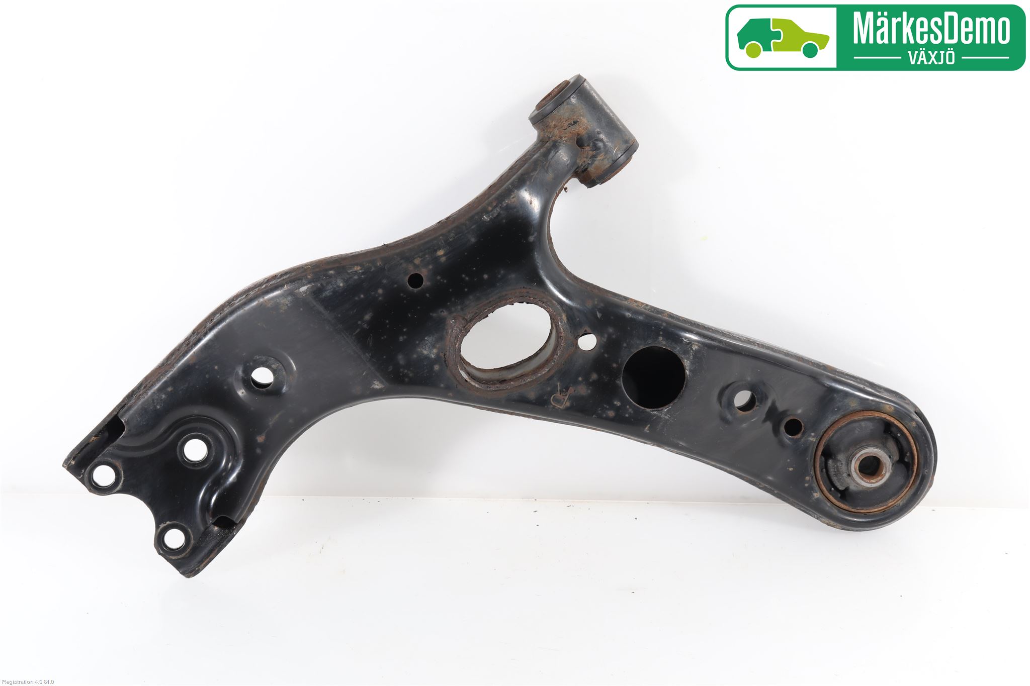 Toyota RAV4 13-18 Bärarm Fram Undre Hö