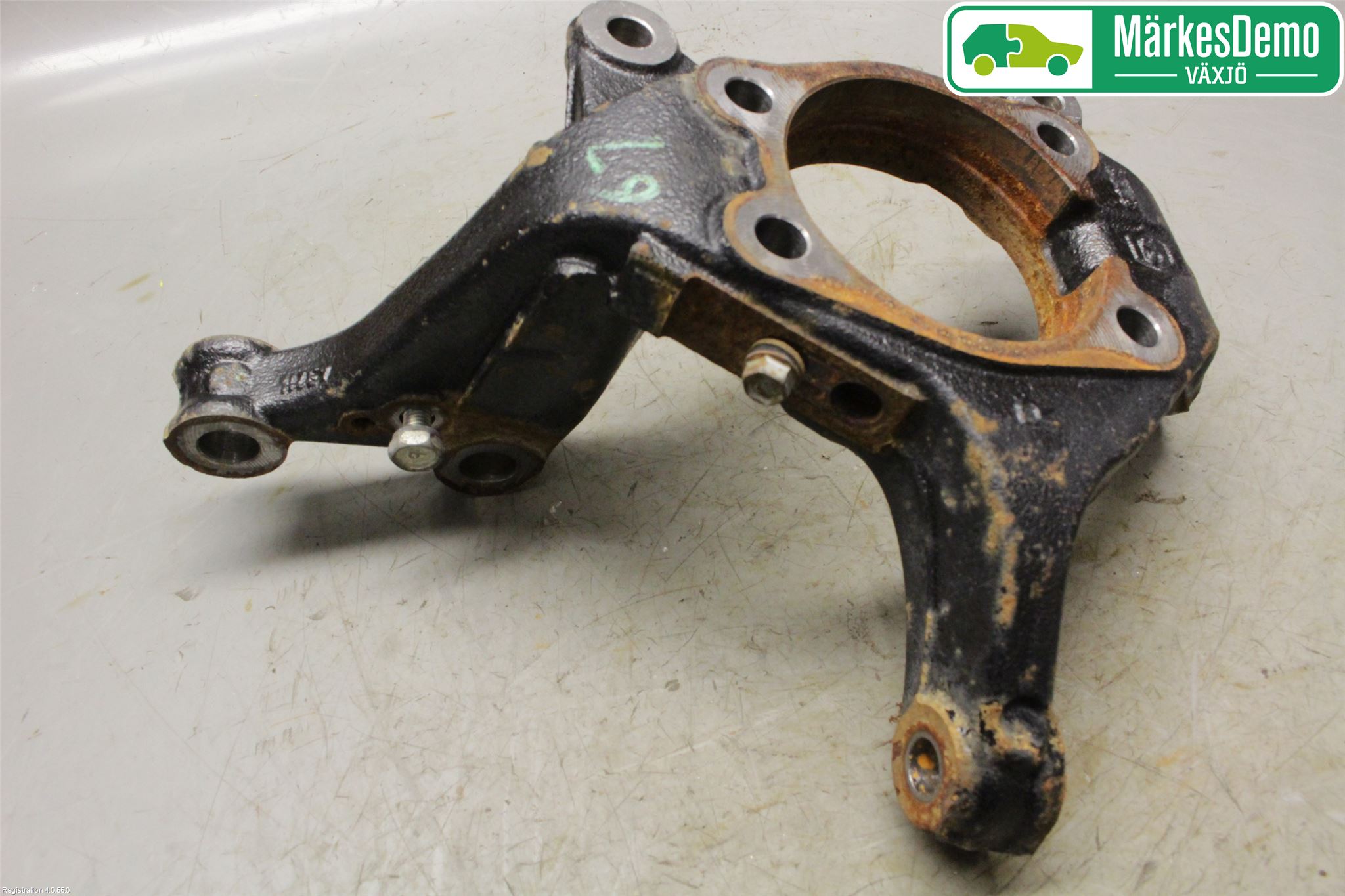 Toyota AURIS 13-19 Styrspindel Lagerhus Hö