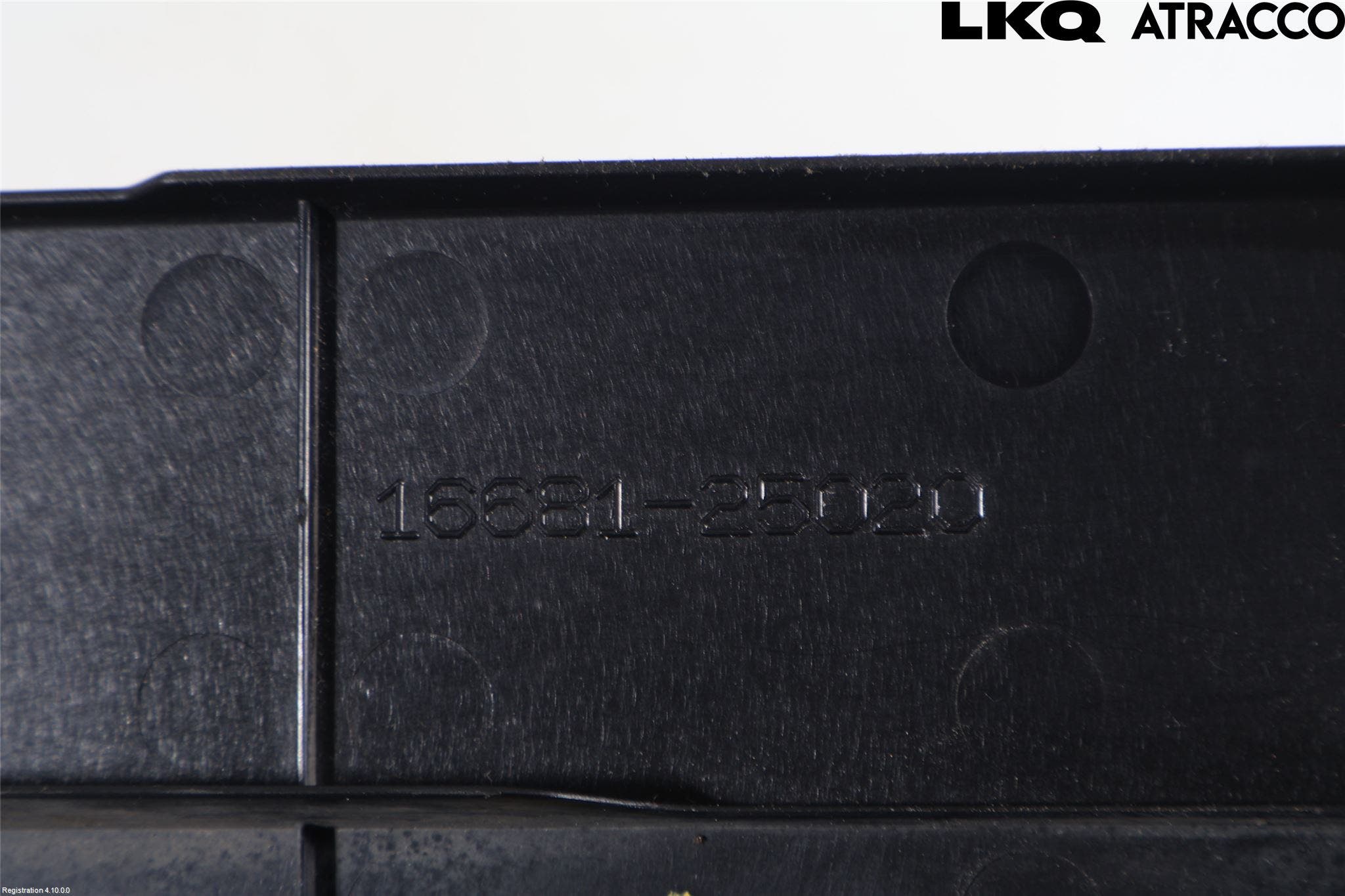 Toyota RAV4 19- Täckplast Front