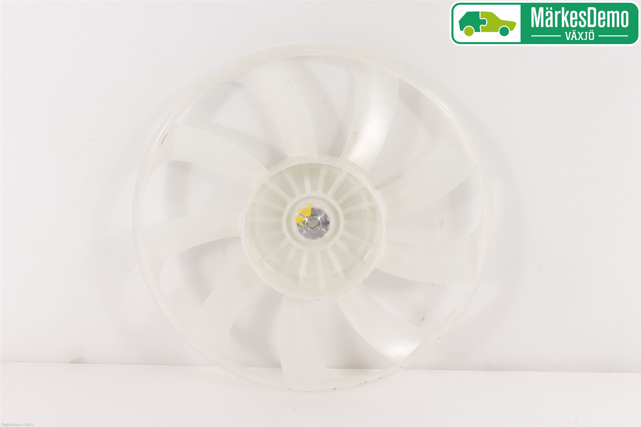 Toyota AURIS 13-19 Kylfläkt-Vinge