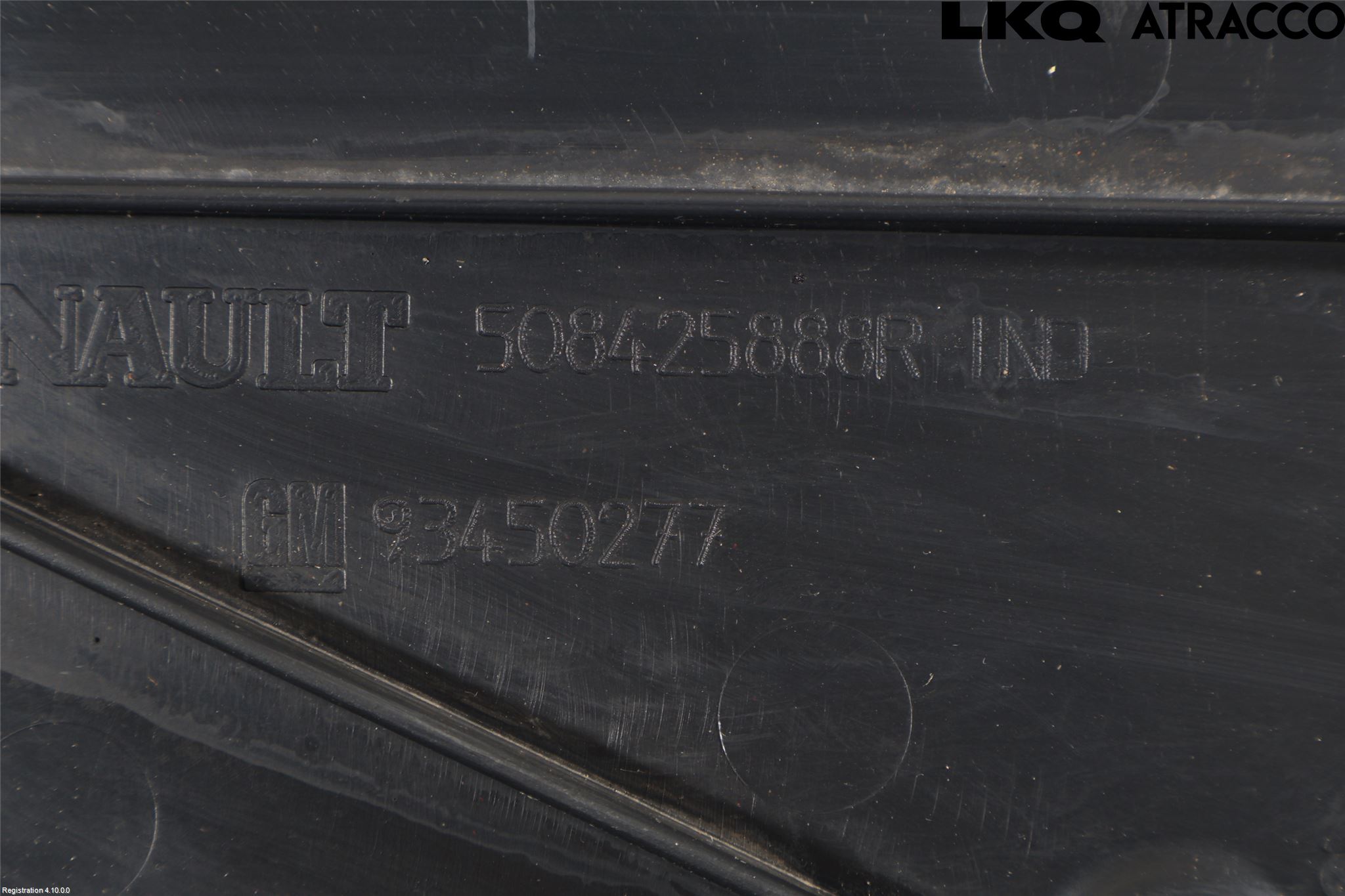 Renault TRAFIC/E-TECH 15- Hasplåt Plåt-Plast