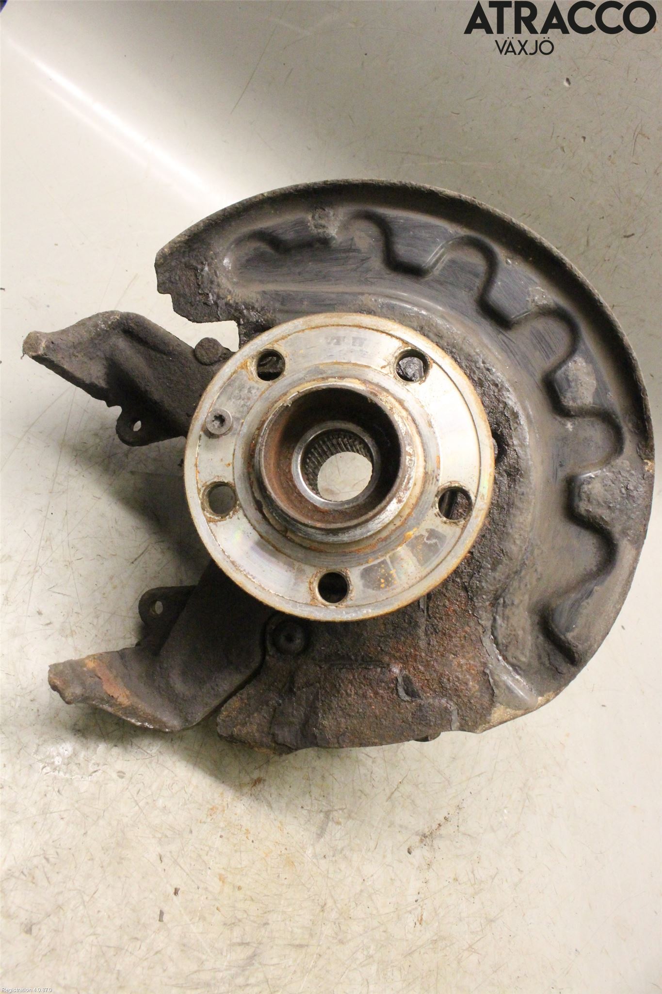 Volkswagen VW POLO 10-17 Styrspindel Lagerhus Vä