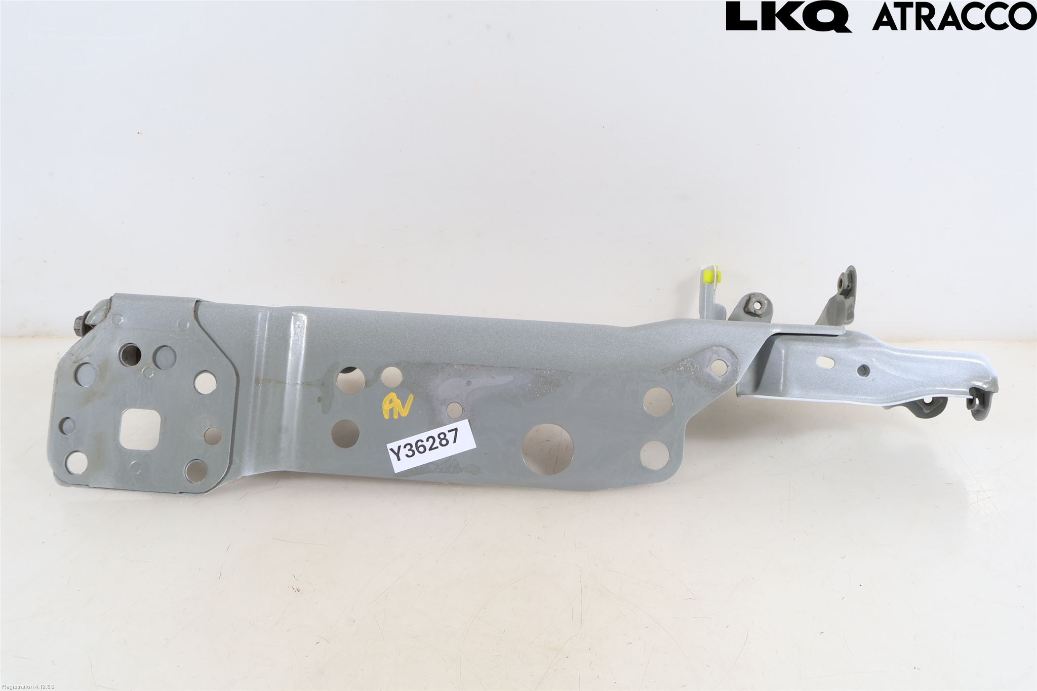 Toyota COROLLA 19- Kylarfäste-Ram-Balk