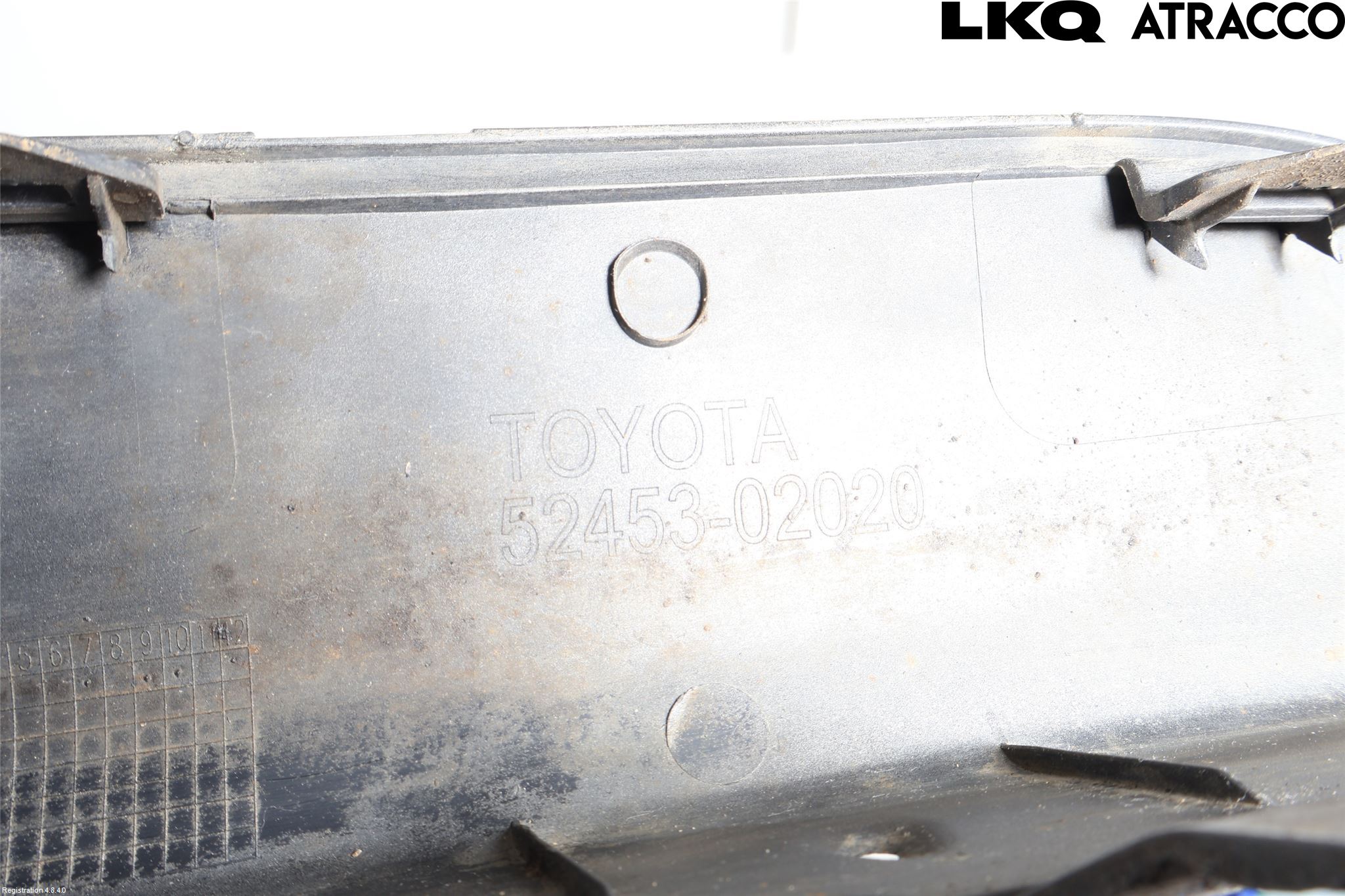 Toyota AURIS 10-12 Stötfångardel Bak Mitt