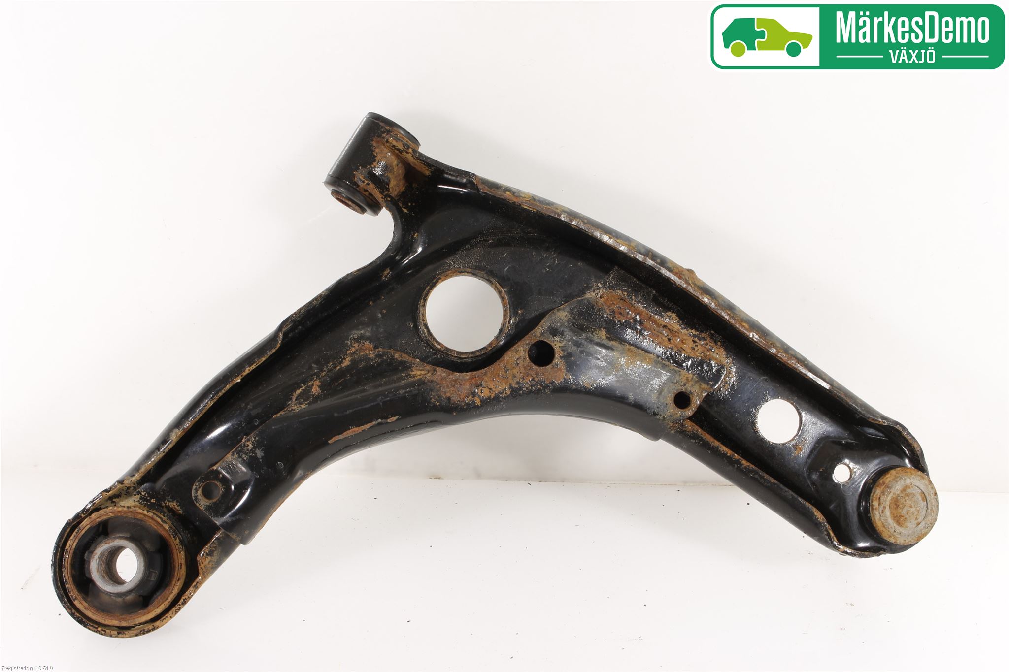 Toyota YARIS XP130 15-20 Bärarm Fram Undre Vä