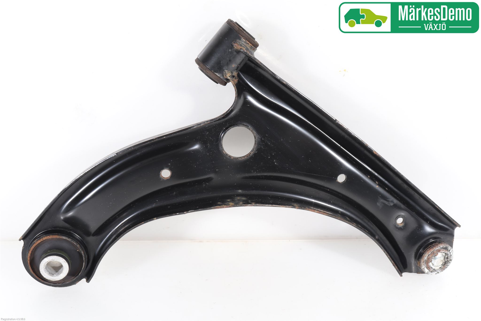 Suzuki SWIFT 17-24 Bärarm Fram Undre Vä