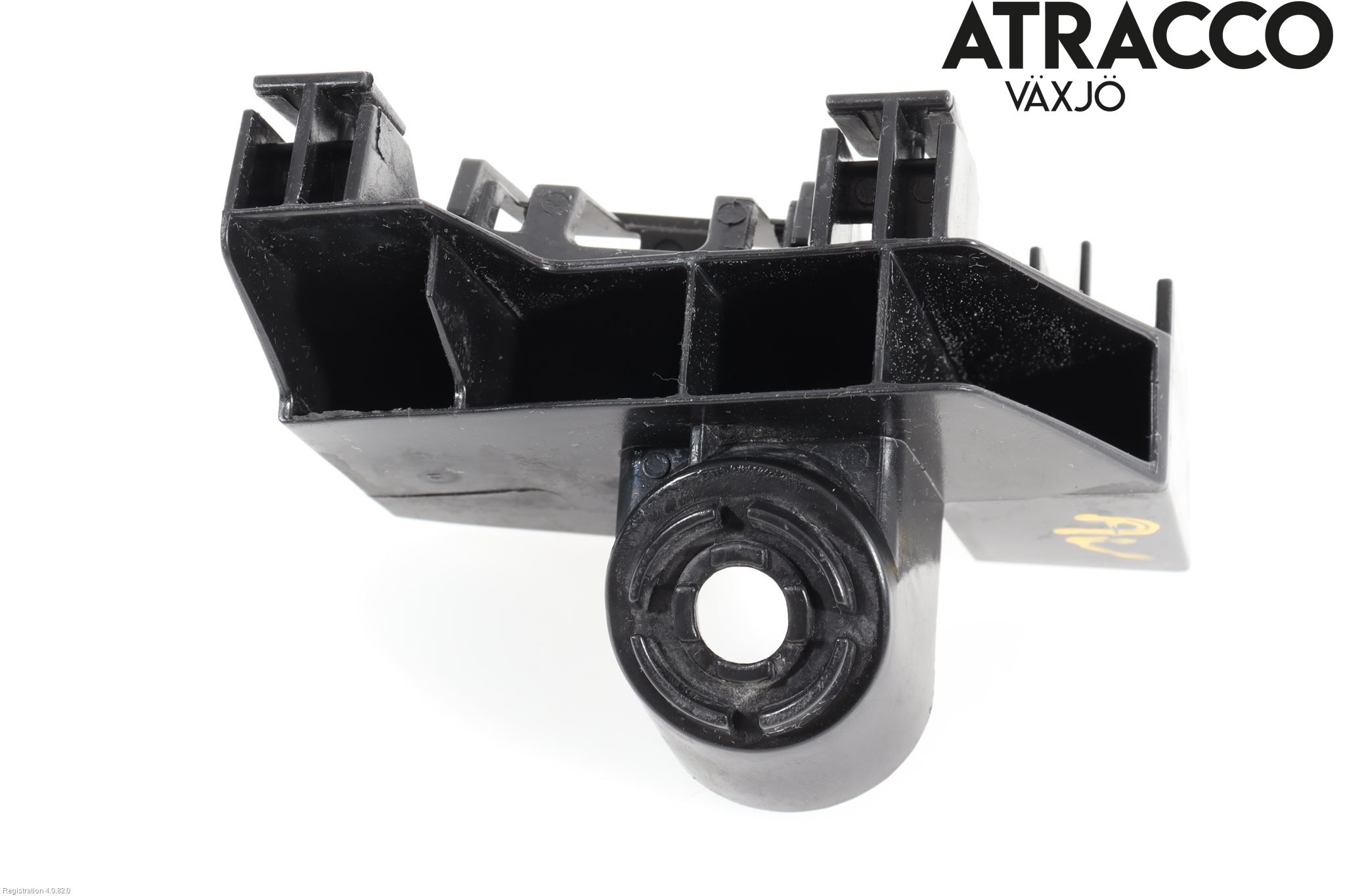 Toyota AURIS 13-19 Stötfångarfäste Bak Hö