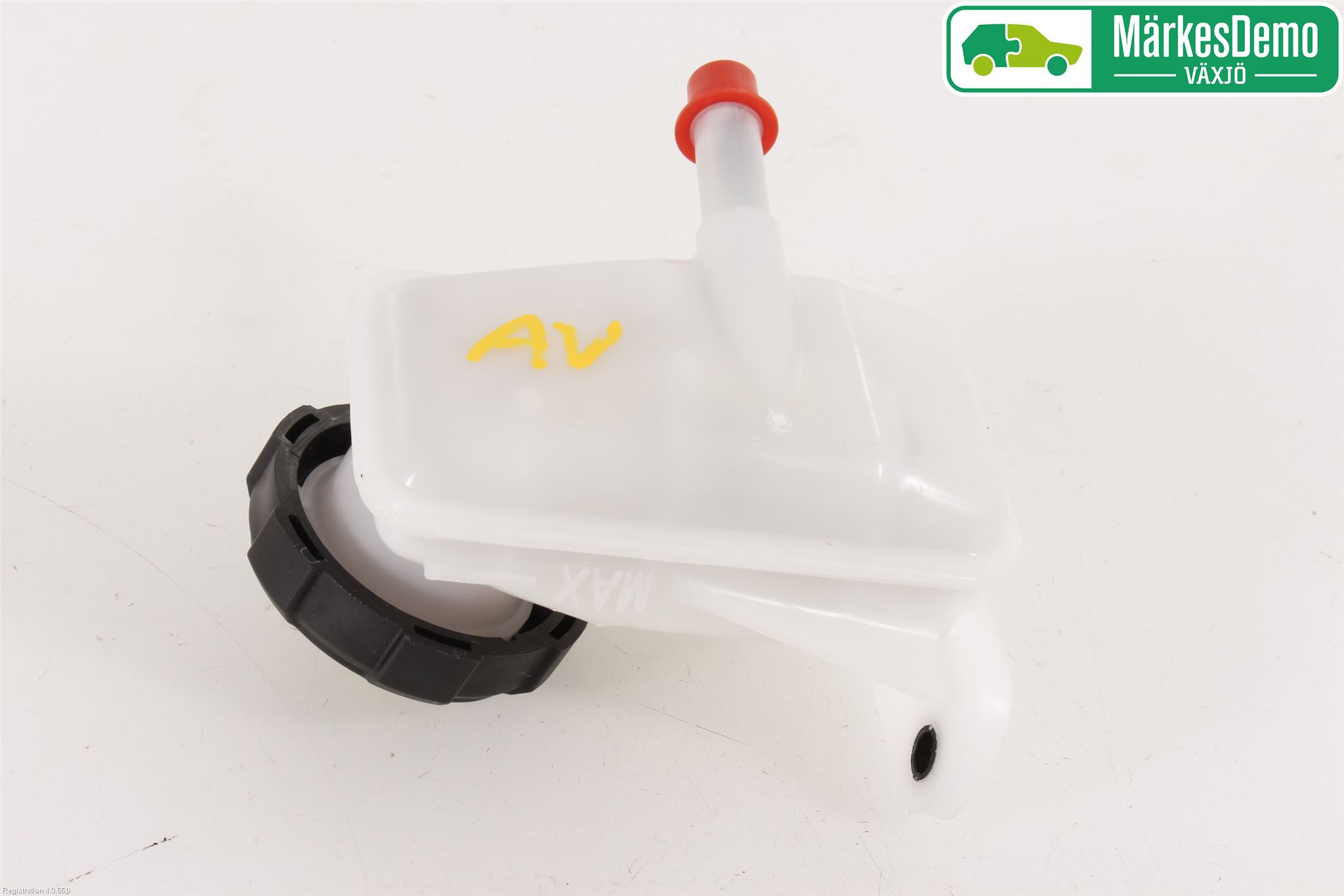 Hyundai IONIQ AE 17-22 Bromsvätskebehållare