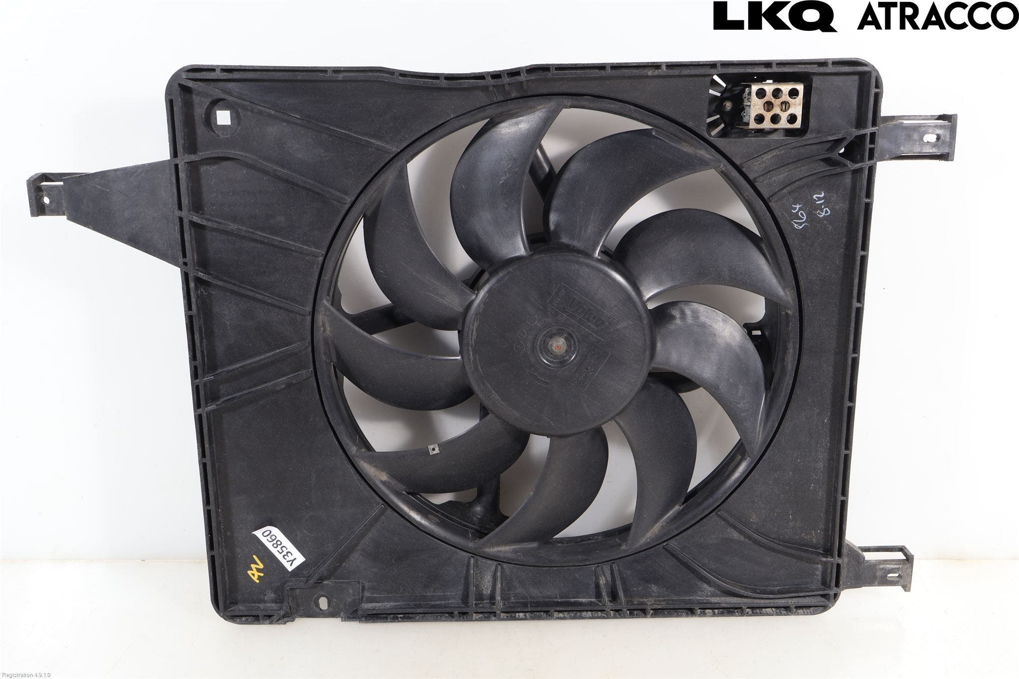 Nissan QASHQAI+2 10-14 Kylfläktkåpa