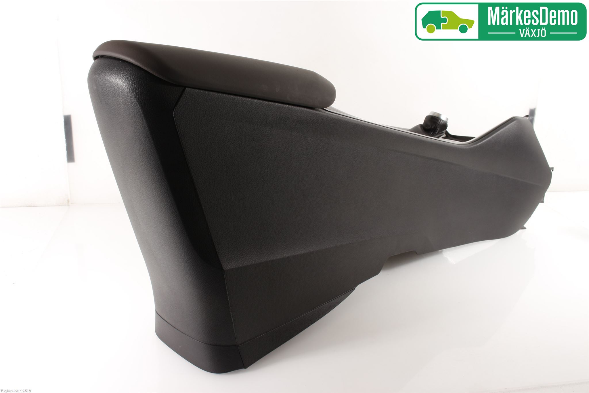 Toyota C-HR 16-23 Instrumentkonsoll Golv
