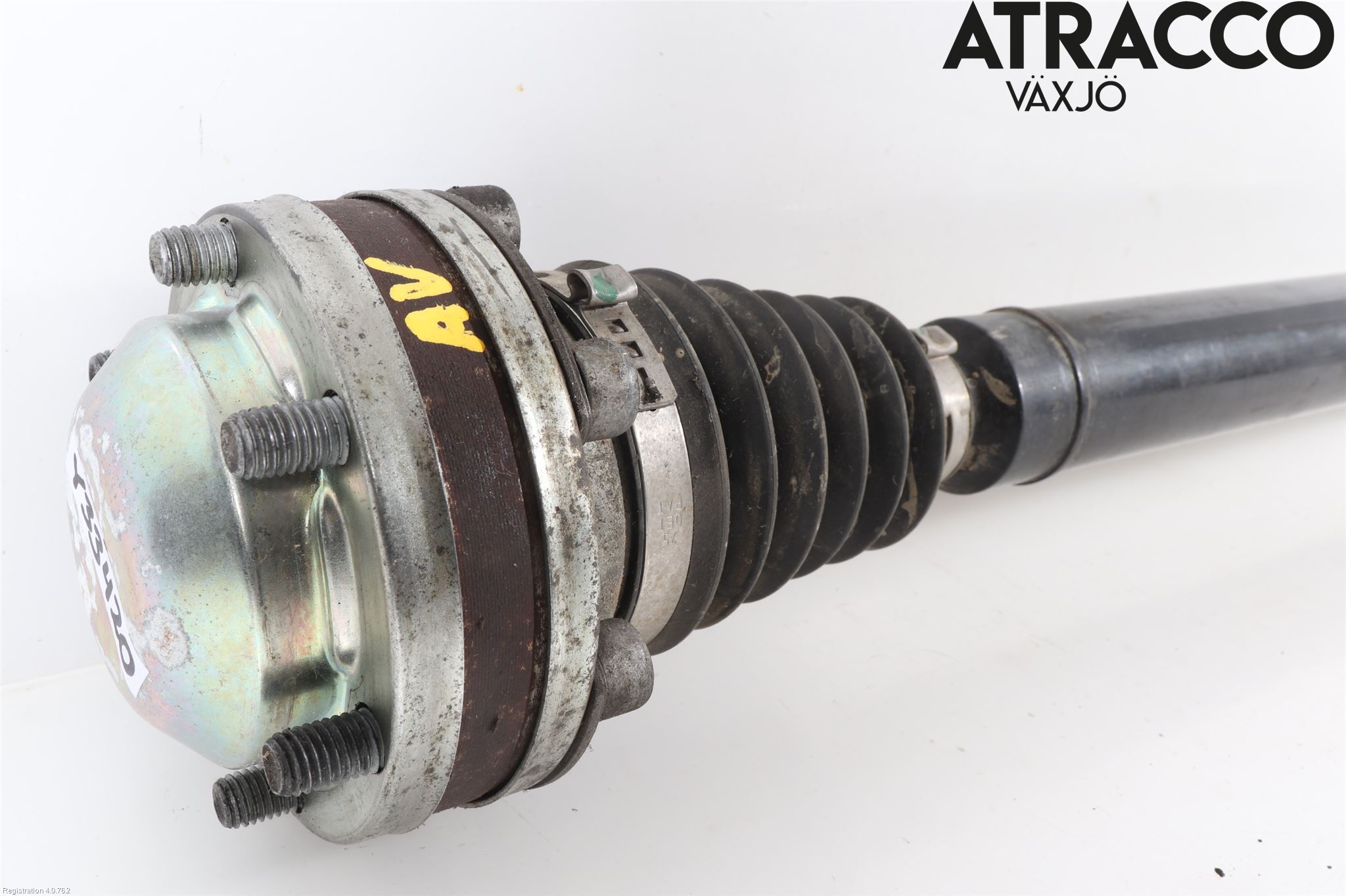 Volkswagen VW PASSAT 11-14 Drivaxel Fram Höger