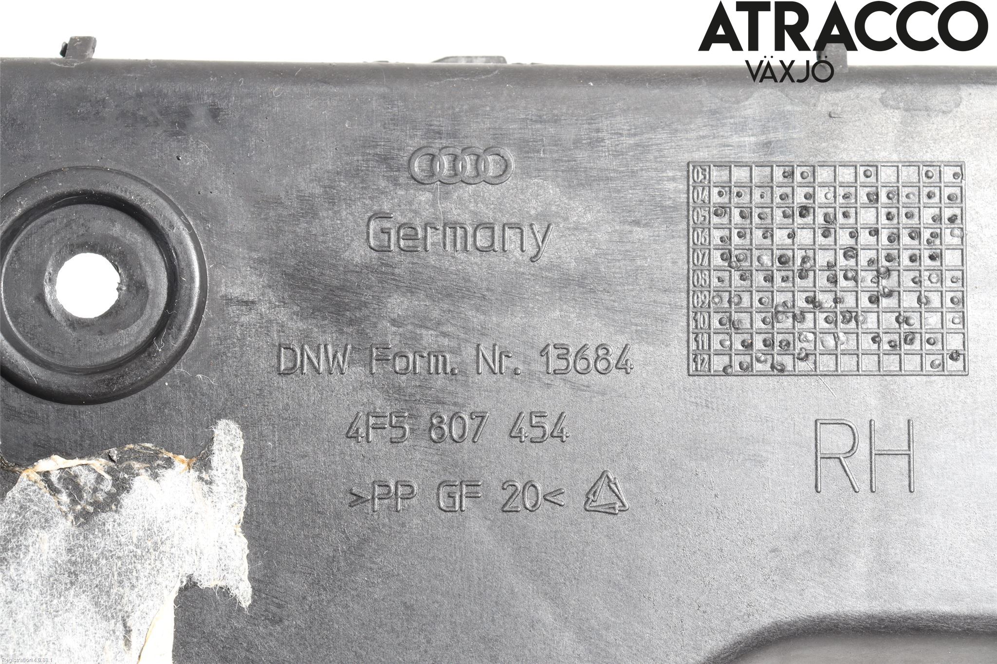 Audi A6/S6     05-11 Stötfångarfäste Bak Hö