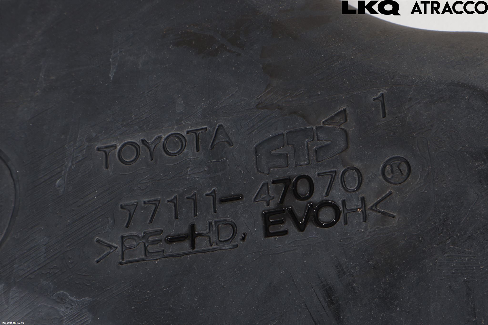 Toyota COROLLA CROSS XG10 22- Bränsletank Insprutning