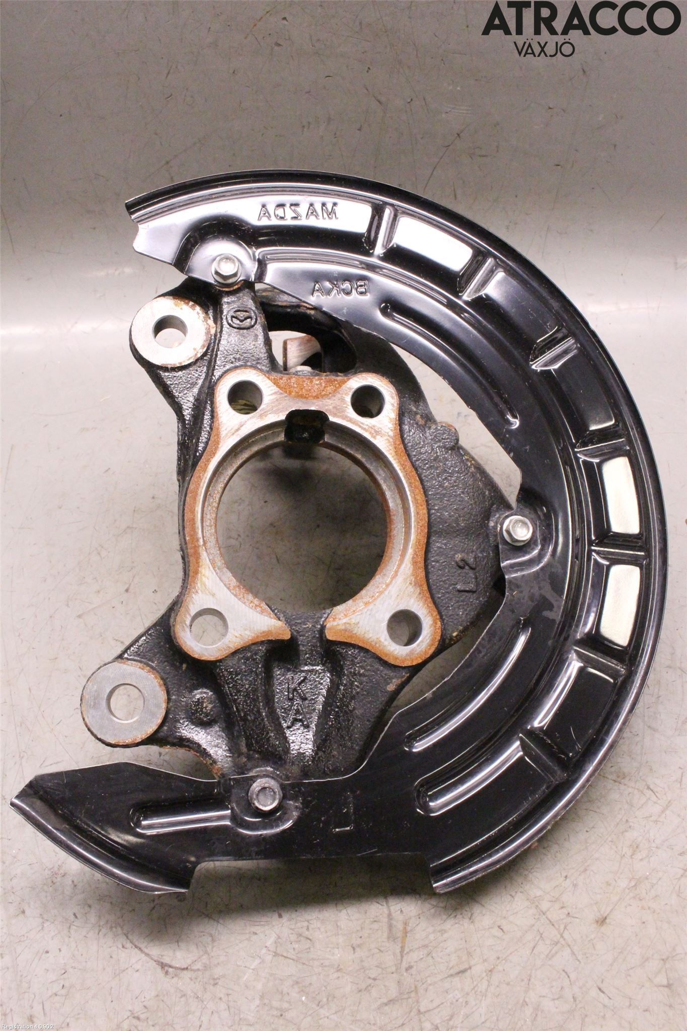 Mazda 3 IV 19- Styrspindel Lagerhus Vä