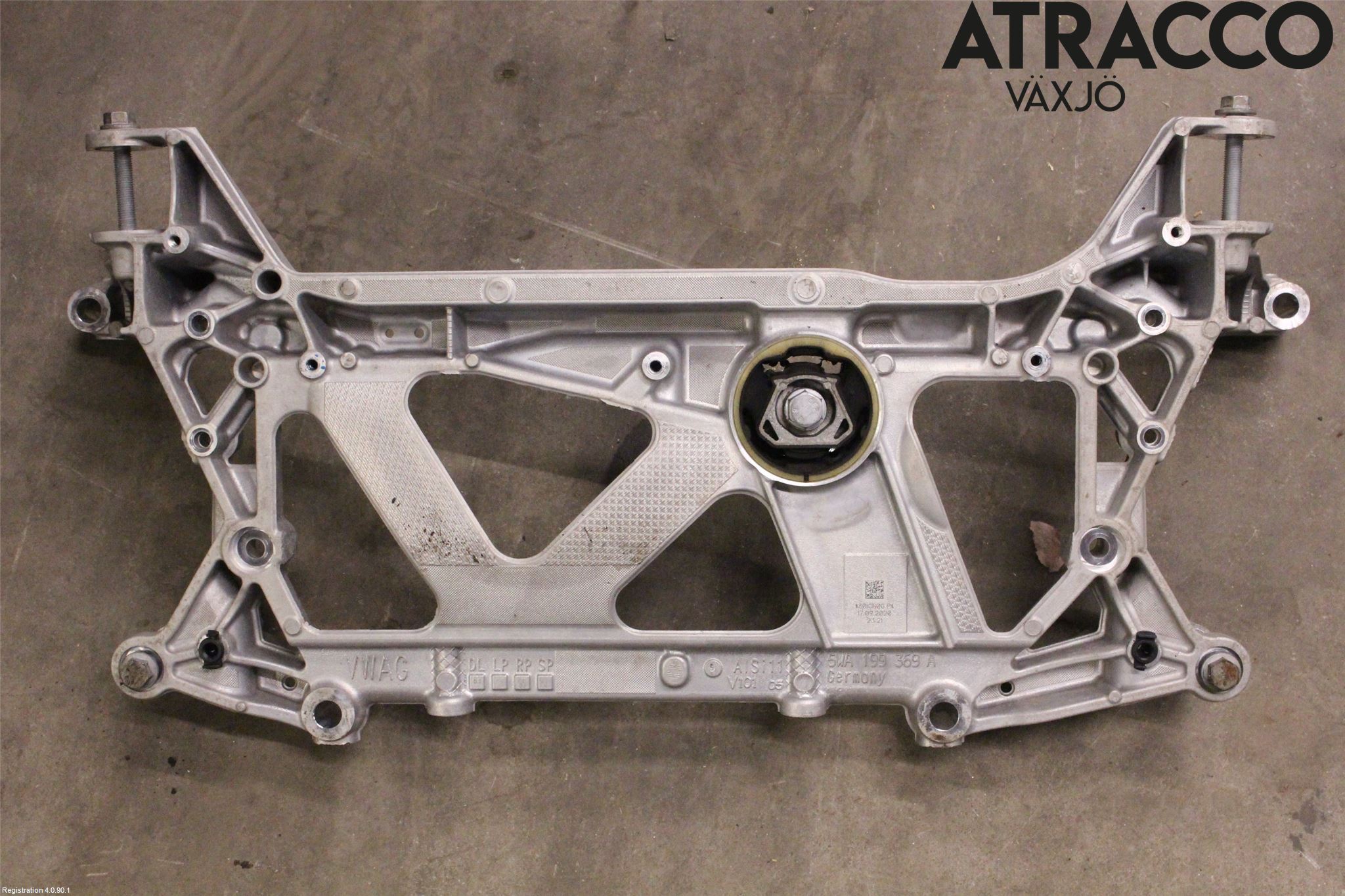 Audi A3/S3 8Y 21- Framvagnsbalk