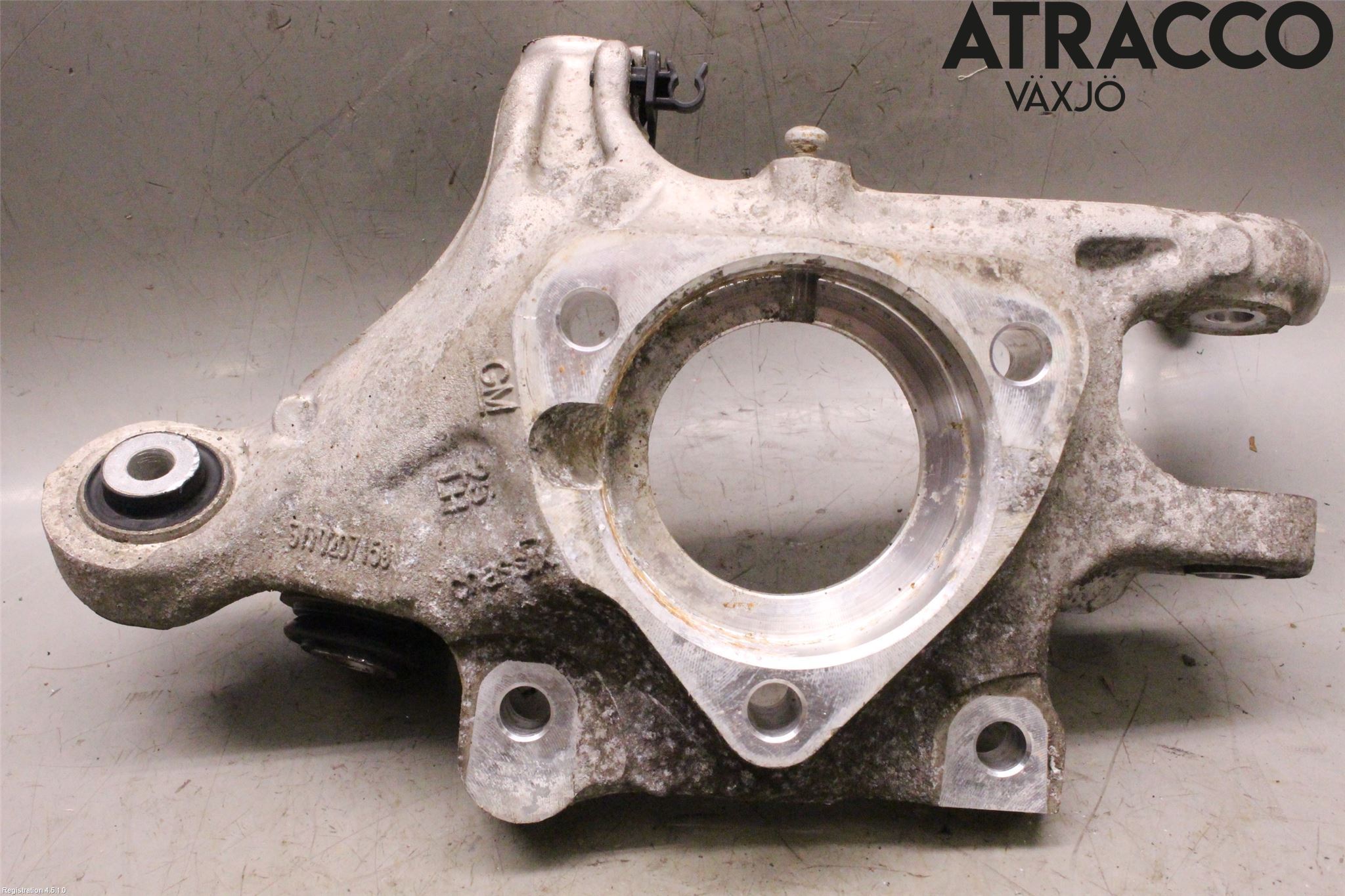 Opel INSIGNIA 17- Hjullagerhus-Spindel Vä B