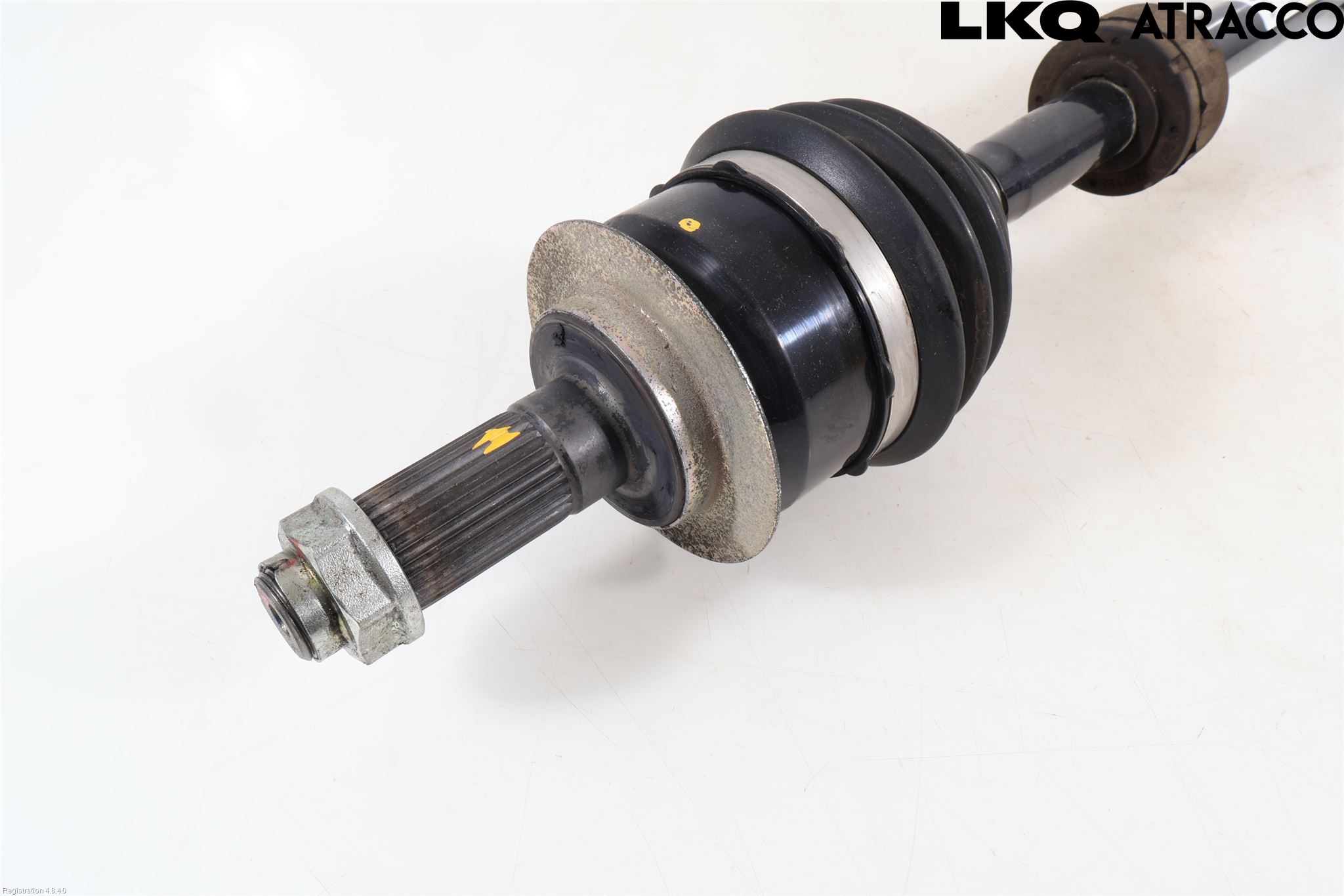 Suzuki SX4 S-CROSS 22- Drivaxel Fram Höger