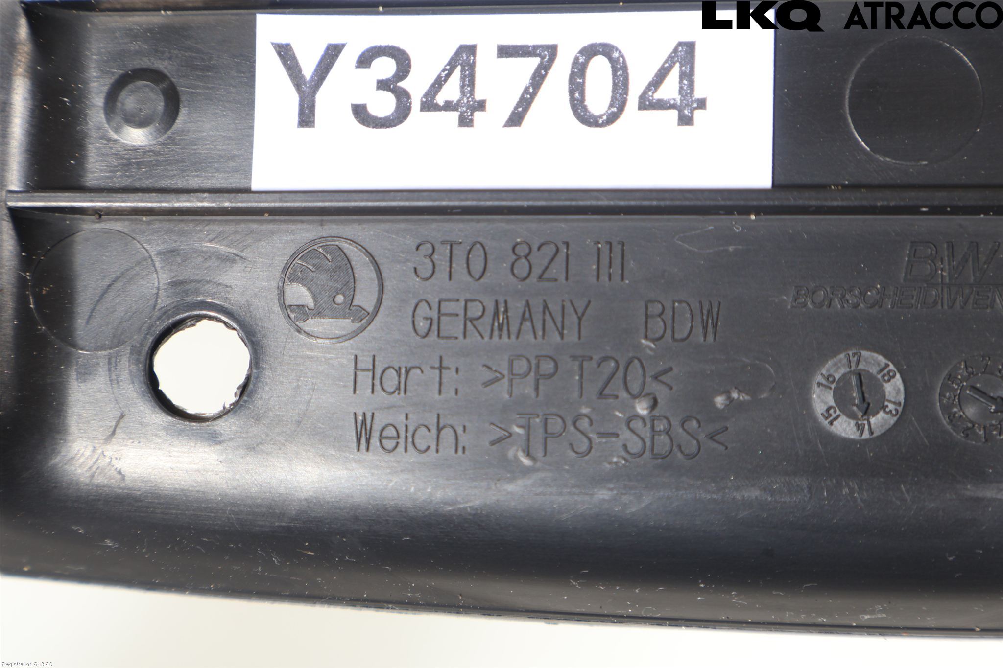 Skoda SUPERB 09-15 Skärm Hörn Utfyllnad Fram