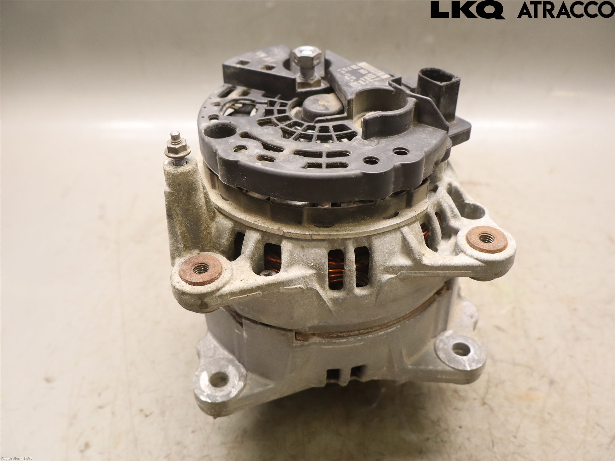 Volkswagen VW CADDY      04-10 Generator