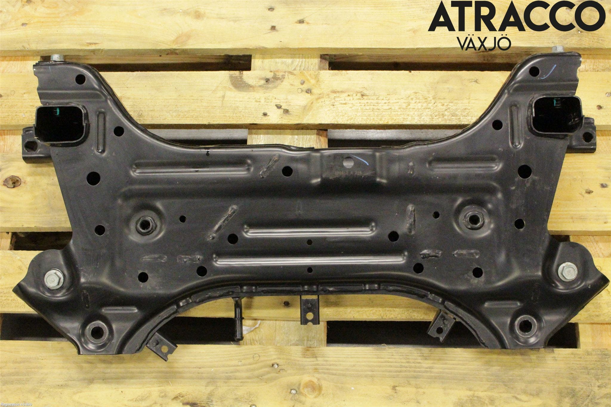 Hyundai i20 GB 15-20 Framvagnsbalk