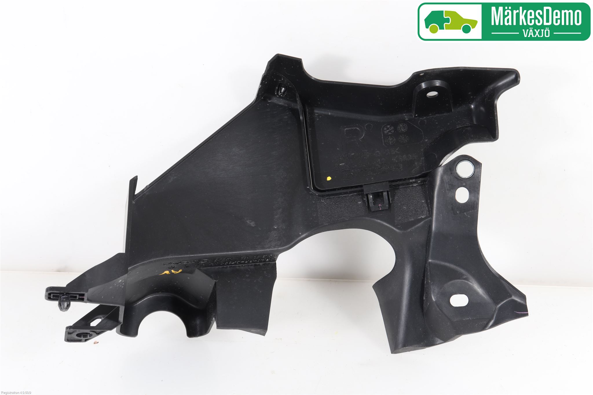 Mazda CX-30 20- Hasplåt Plåt-Plast