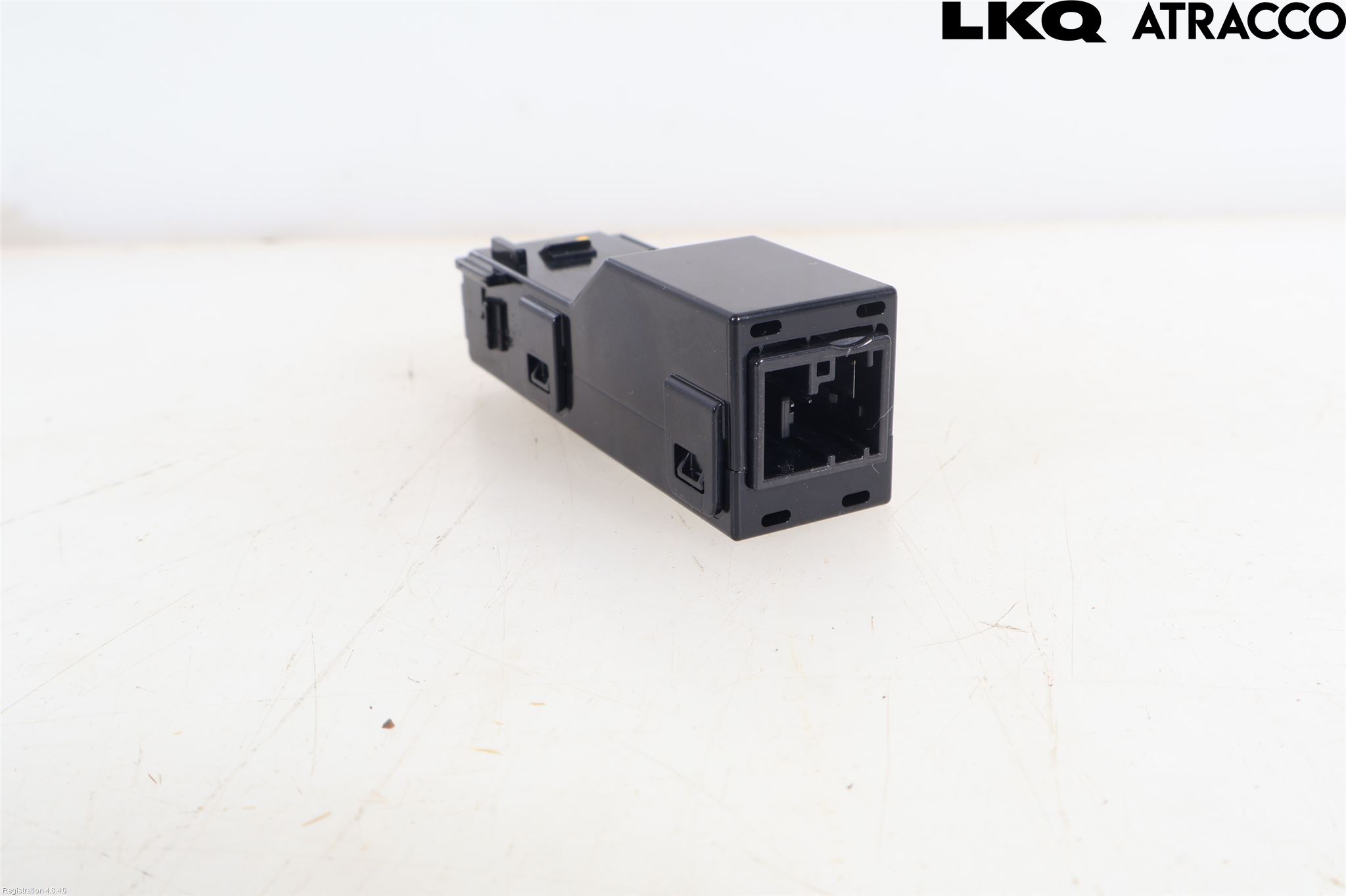 Toyota YARIS CROSS XP21 21- Usb Connection