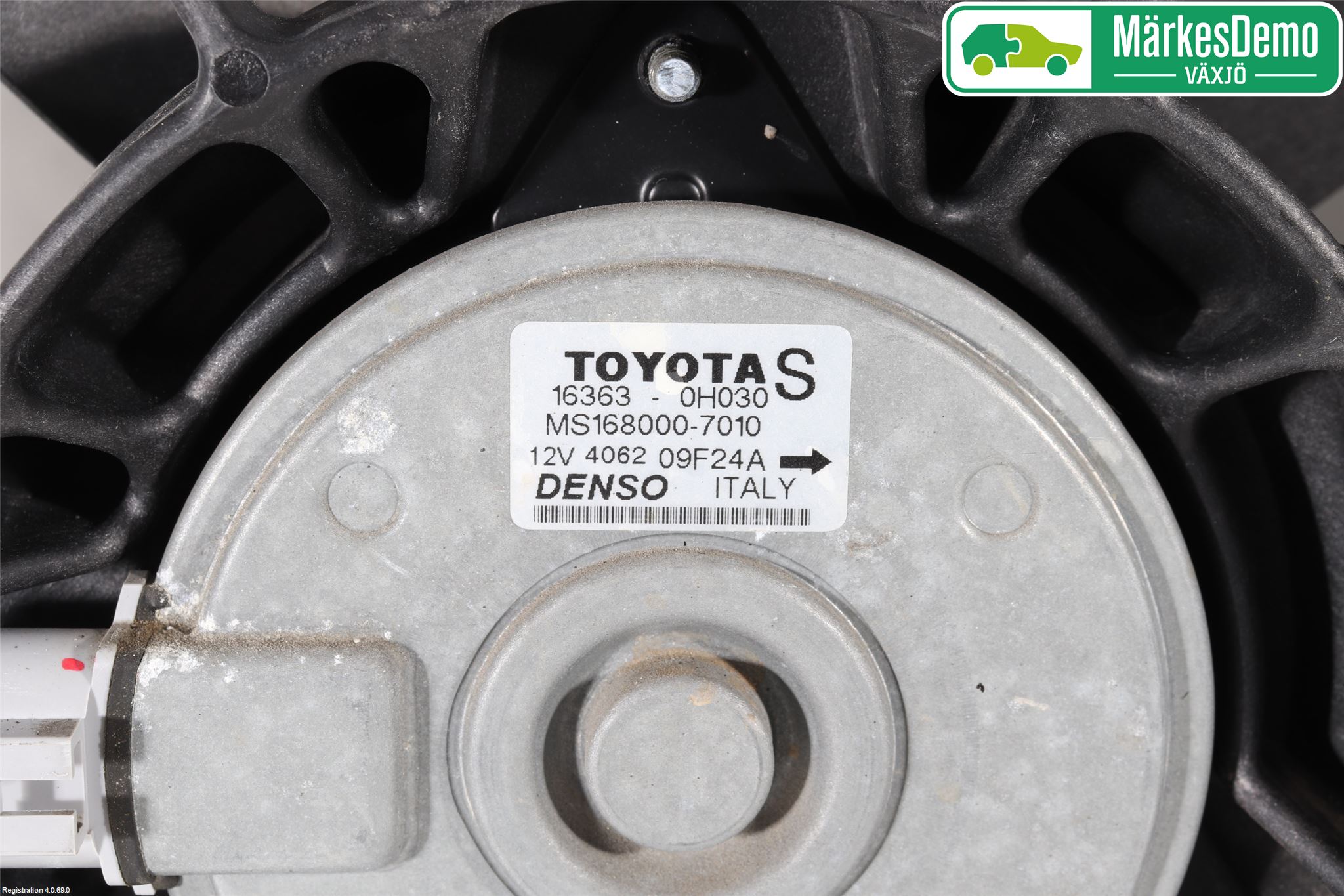 Toyota AVENSIS 03-06 Kylfläktkåpa