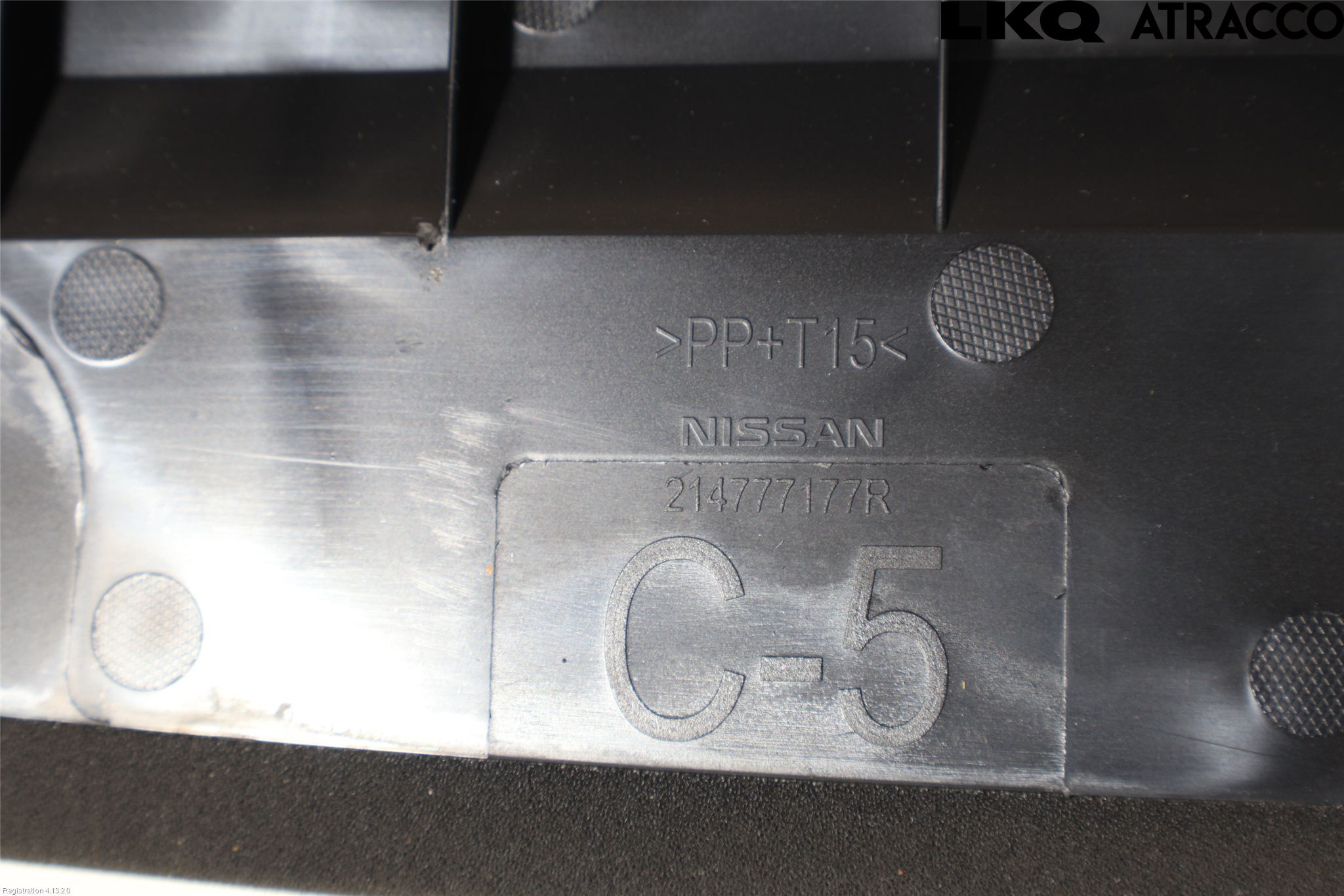 Nissan QASHQAI 17-21 Täckplast Front