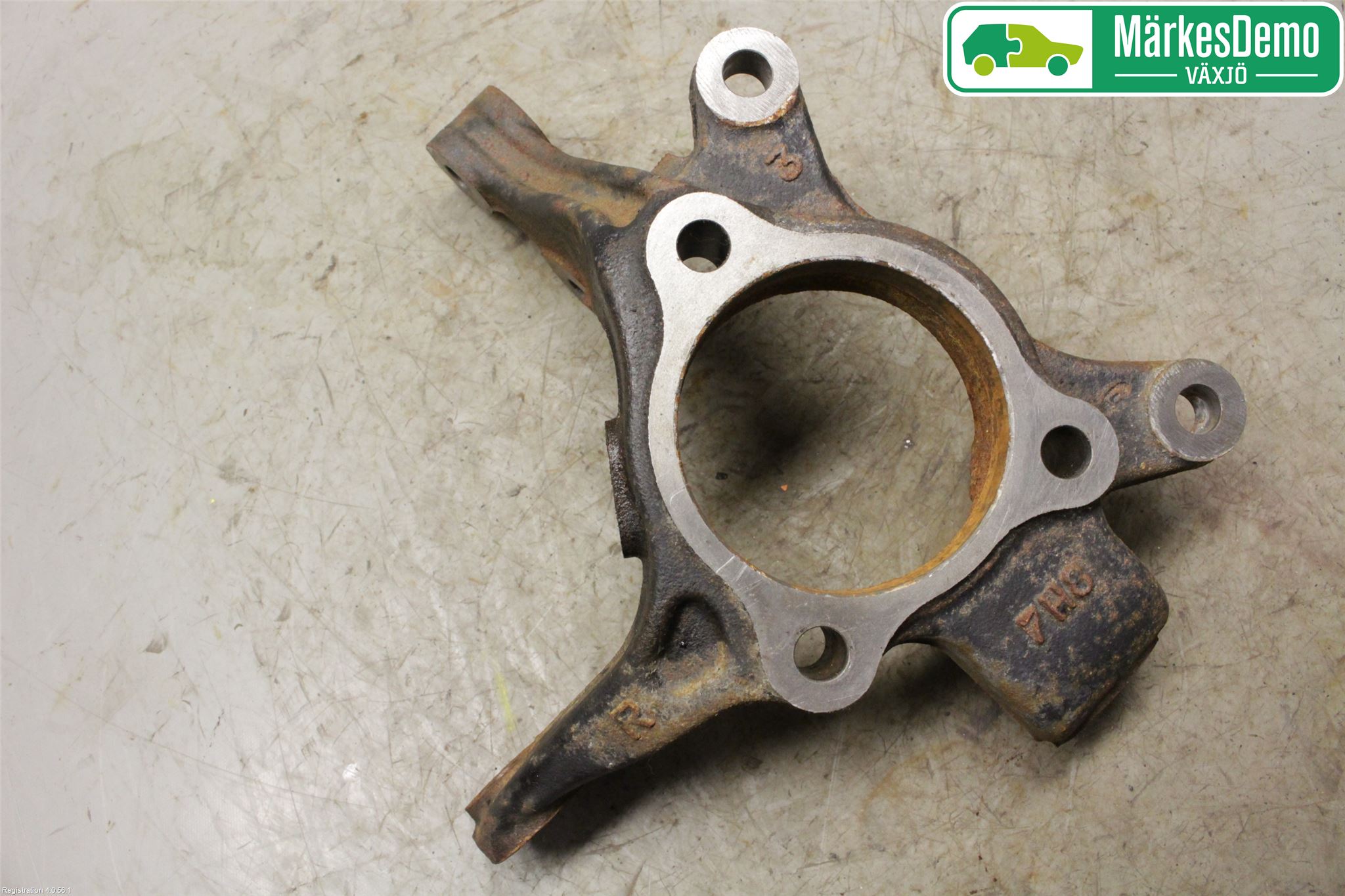 Suzuki SWIFT 17-24 Styrspindel Lagerhus Hö