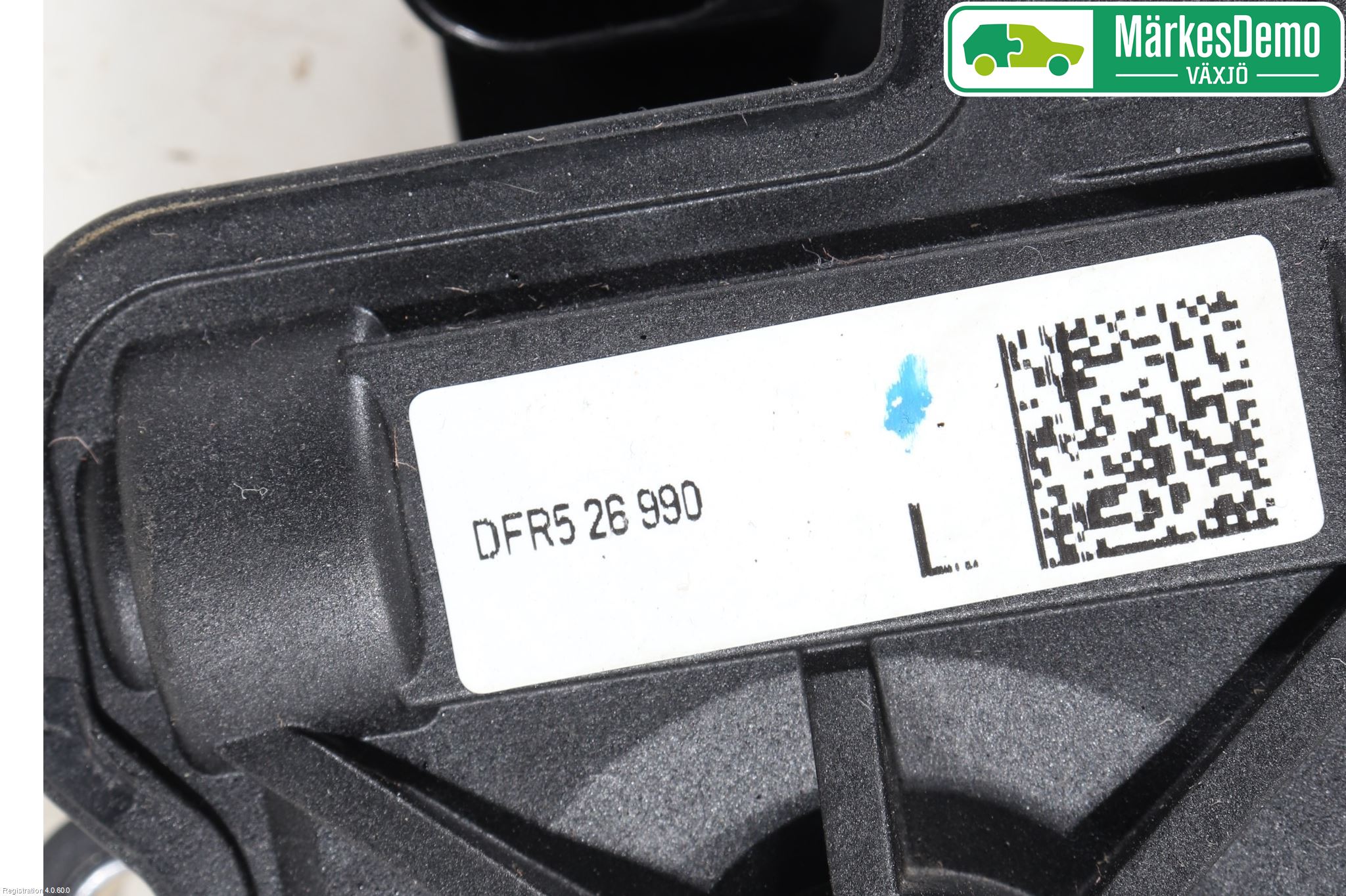 Mazda CX-30 20- Parkeringsbroms Elmanövrerad