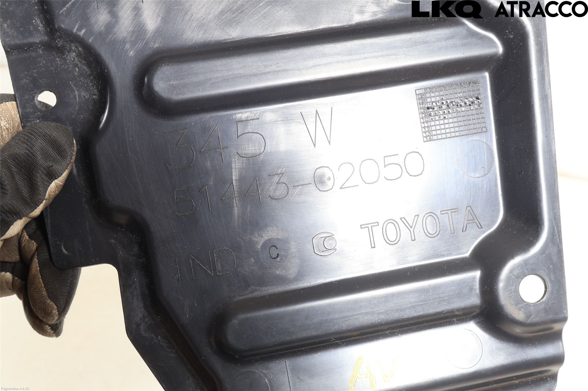 Toyota AVENSIS 09-15 Hasplåt Plåt-Plast