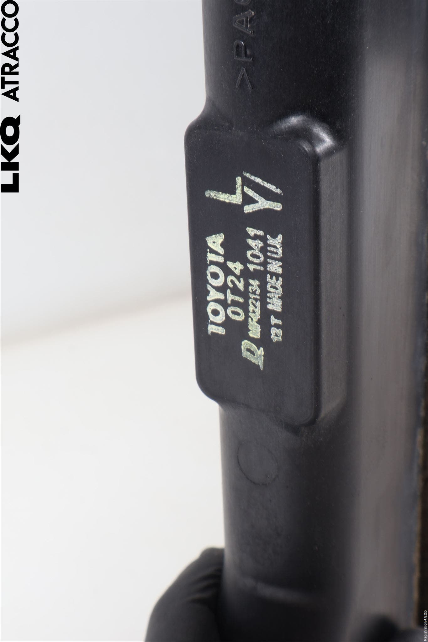 Toyota AURIS 13-19 Kylare Aut