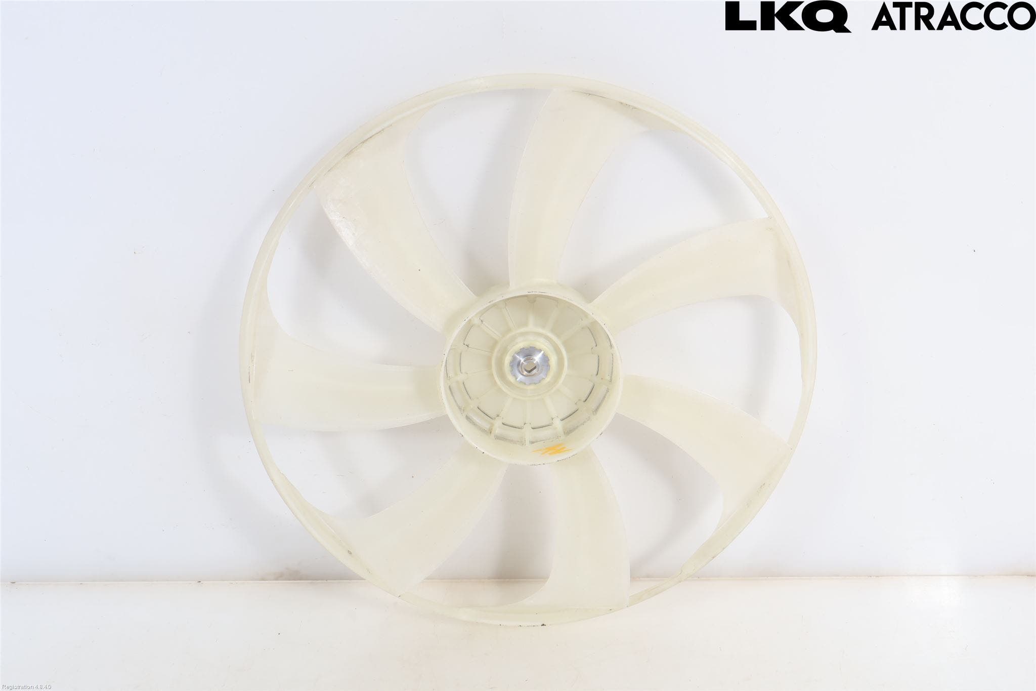 Toyota AVENSIS 09-15 Kylfläkt-Vinge