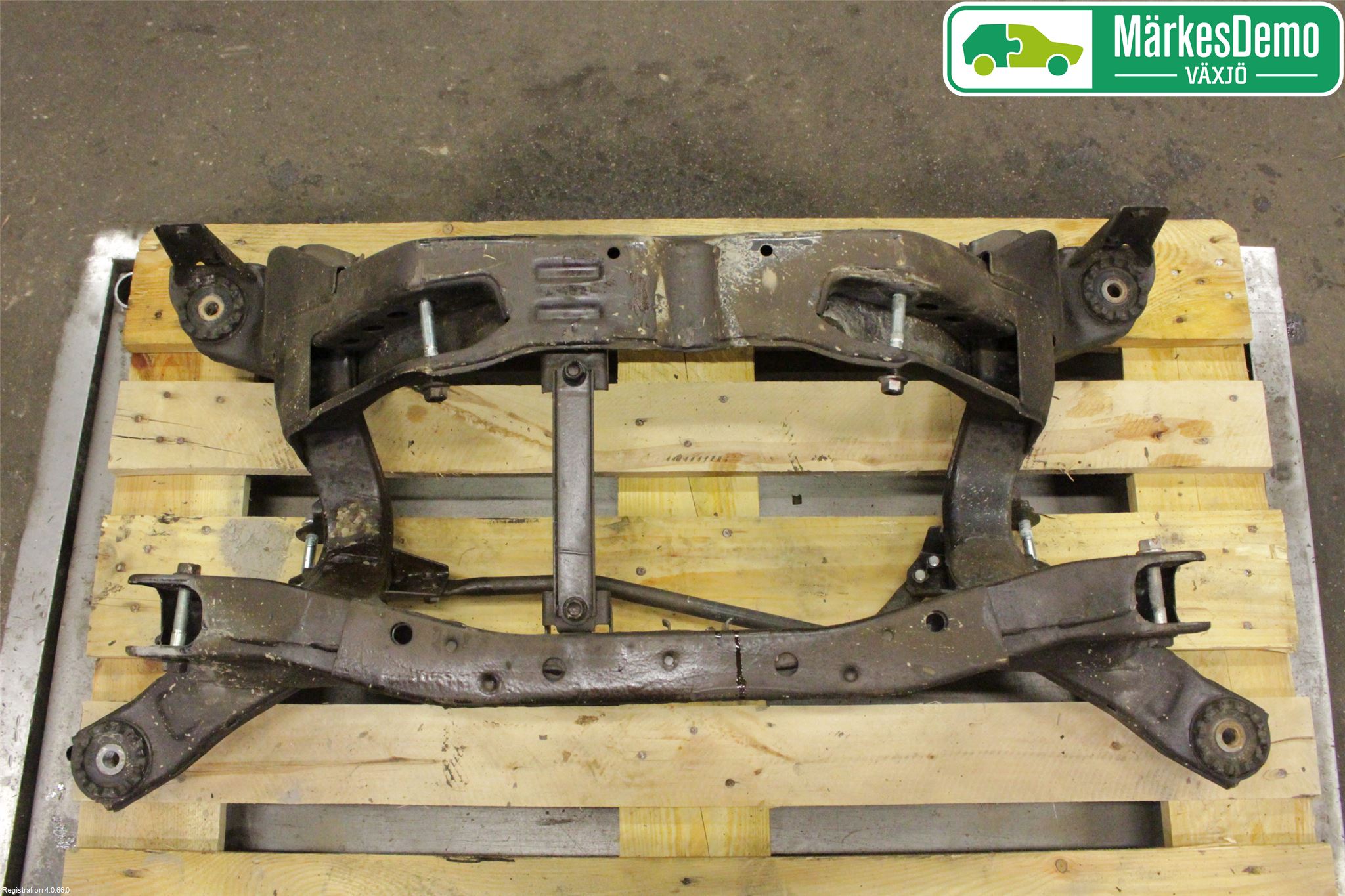 Mitsubishi OUTLANDER 13-21 Bakaxelbalk