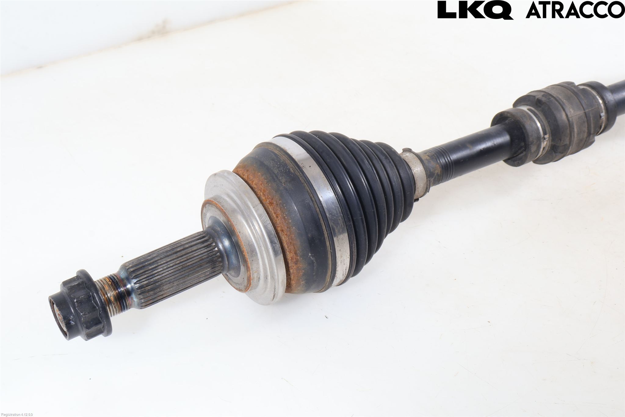 Lexus LBX 24- Drivaxel Fram Vänster