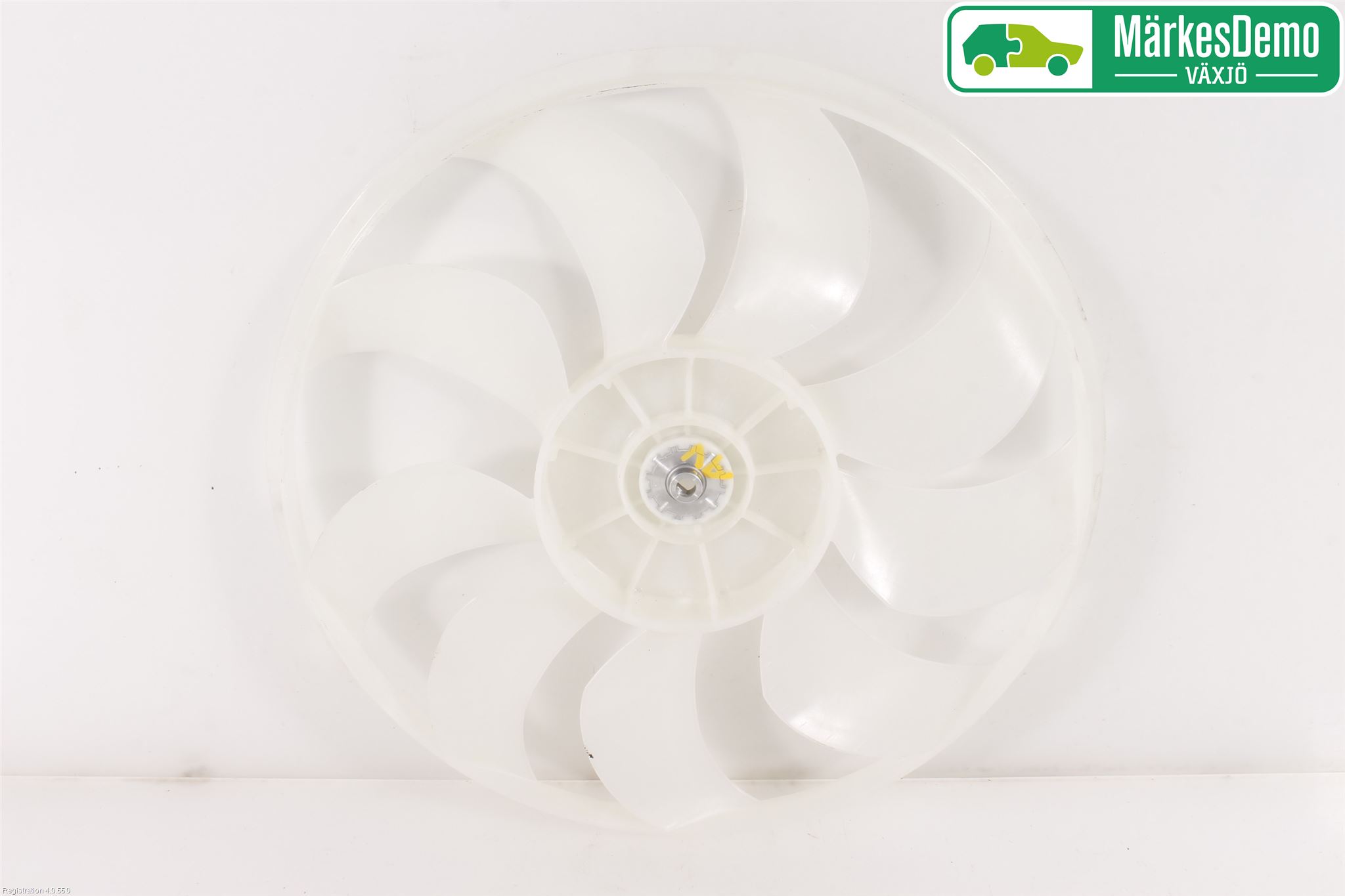 Mitsubishi OUTLANDER 13-21 Kylfläkt-Vinge