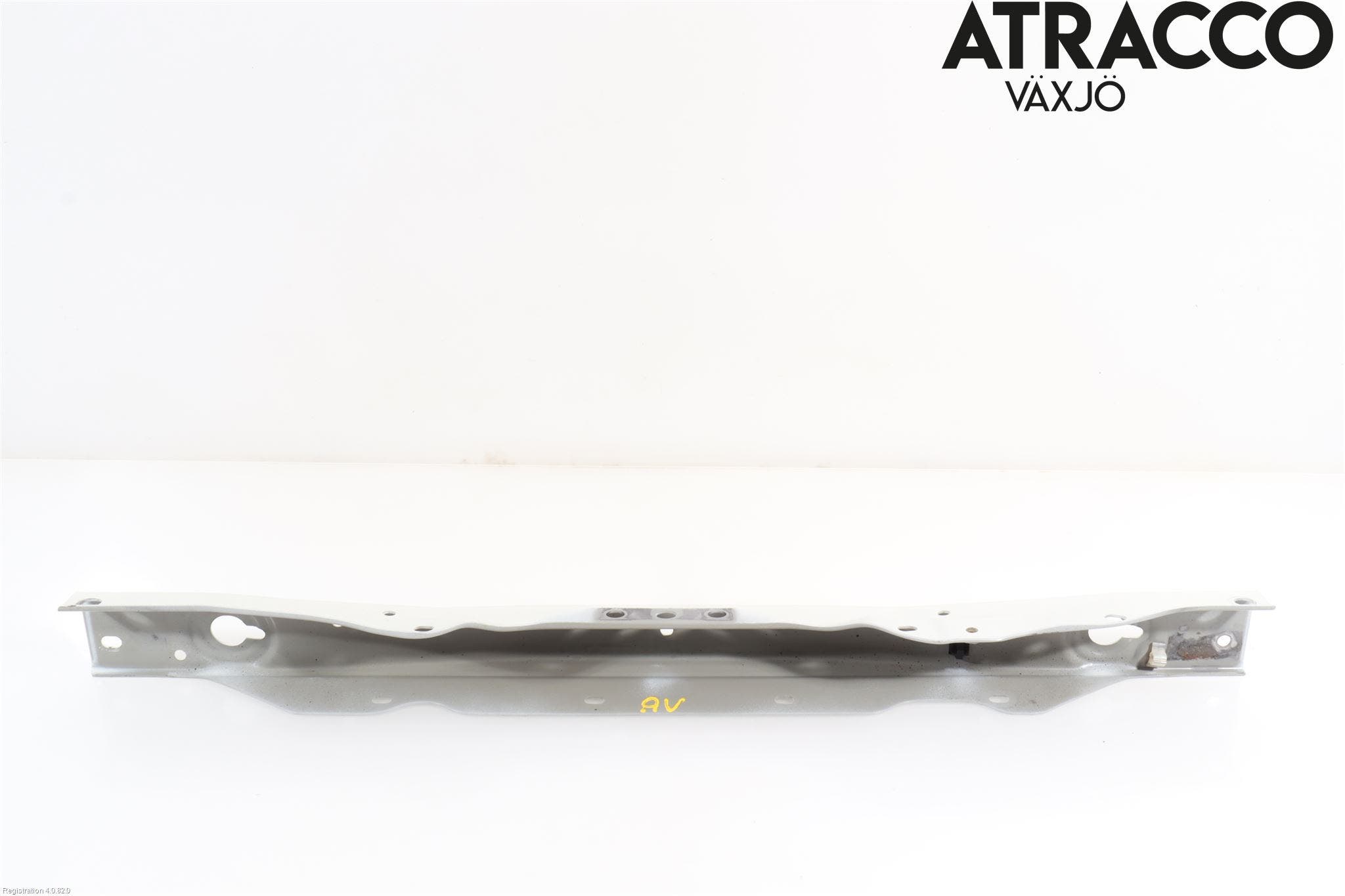 Mitsubishi L200 16-23 Frontplåt Övre