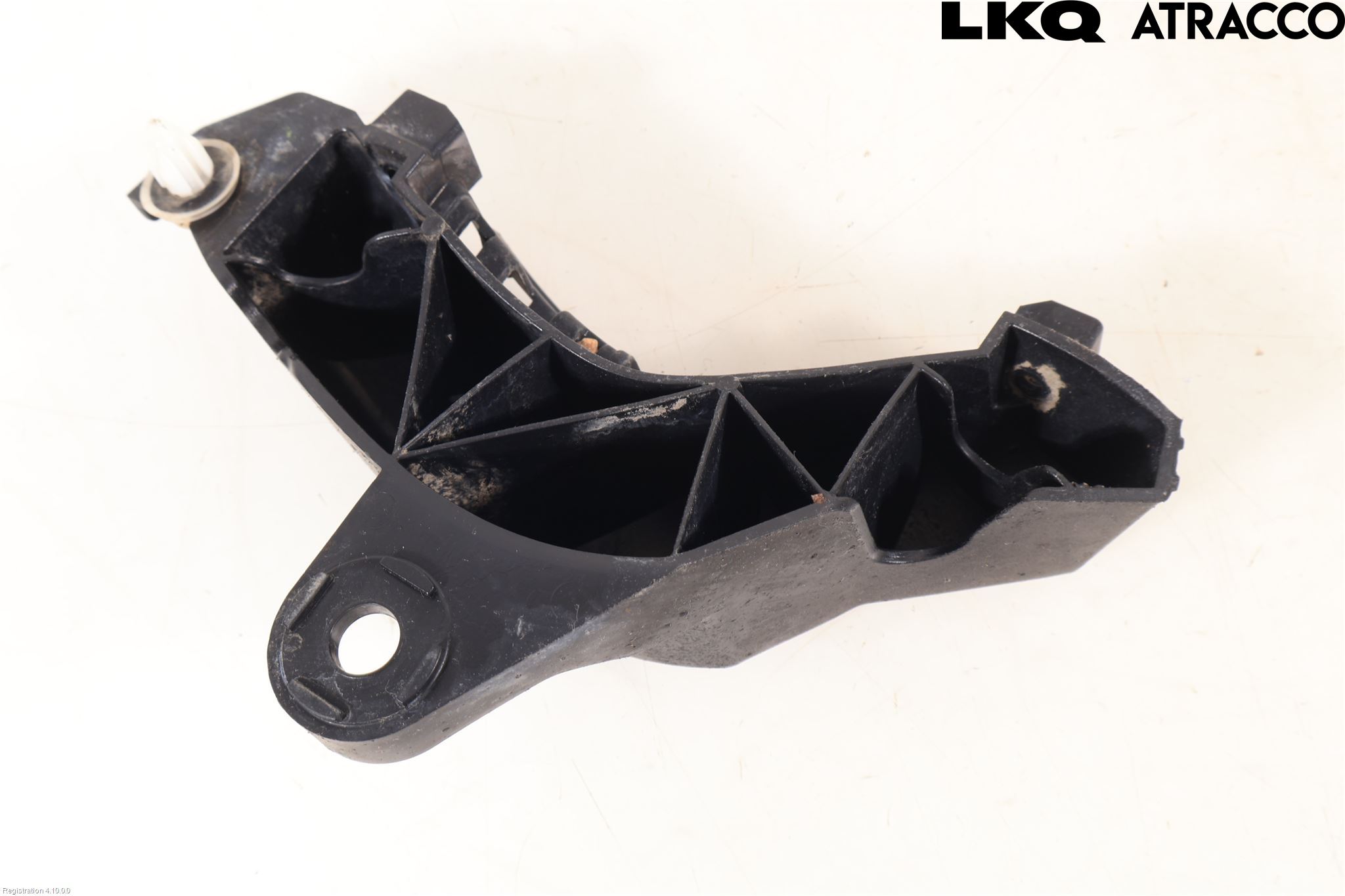 Toyota YARIS XP130 15-20 Stötfångarfäste Bak Hö