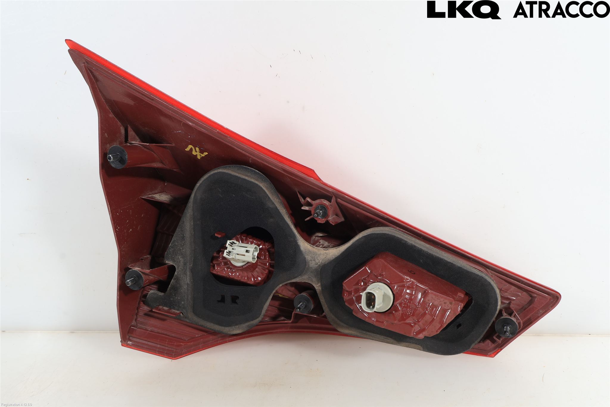 Toyota RAV4 13-18 Bakljus Lucka Hö