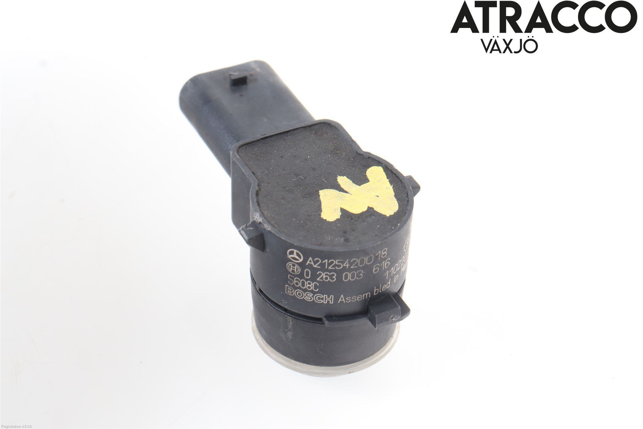 Mercedes-Benz MB C-KLASS (W204) 07-15 Parkeringshjälp Frontsensor